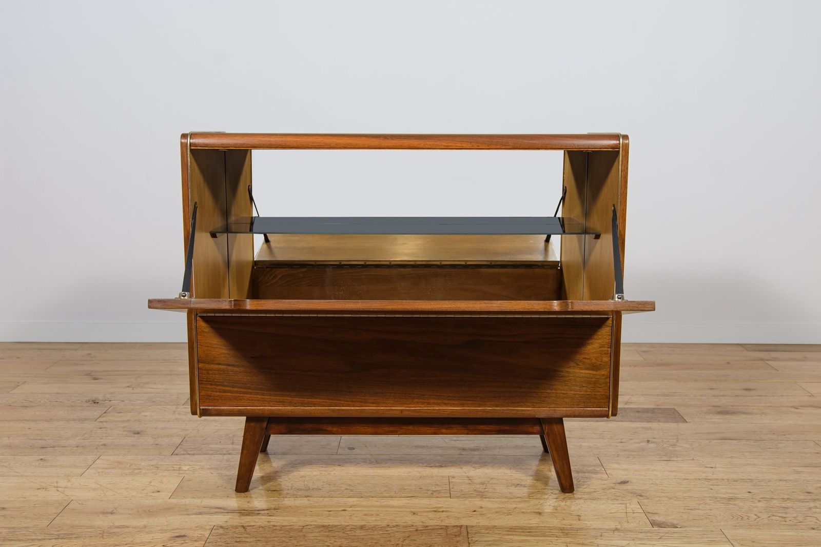 Mid Century Model U391 Bar Cabinet By Bohumil Landsman For Jitona, Former Czechoslovakia, 1960s photo vinterior