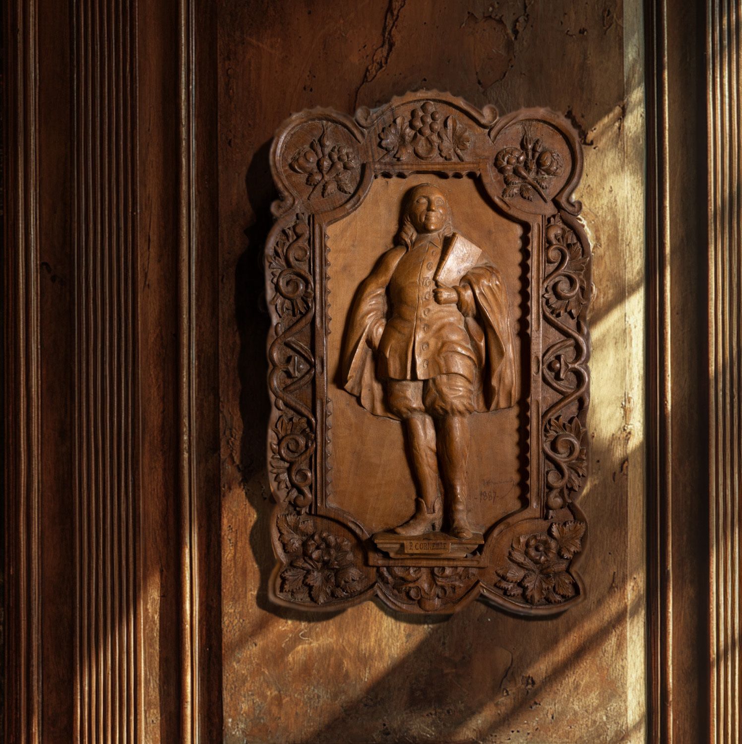 Exceptional French Hand Carved Walnut Relief Panel Depicting The Playwright Jean Racine (1639–1699), Signed And Dated 1889