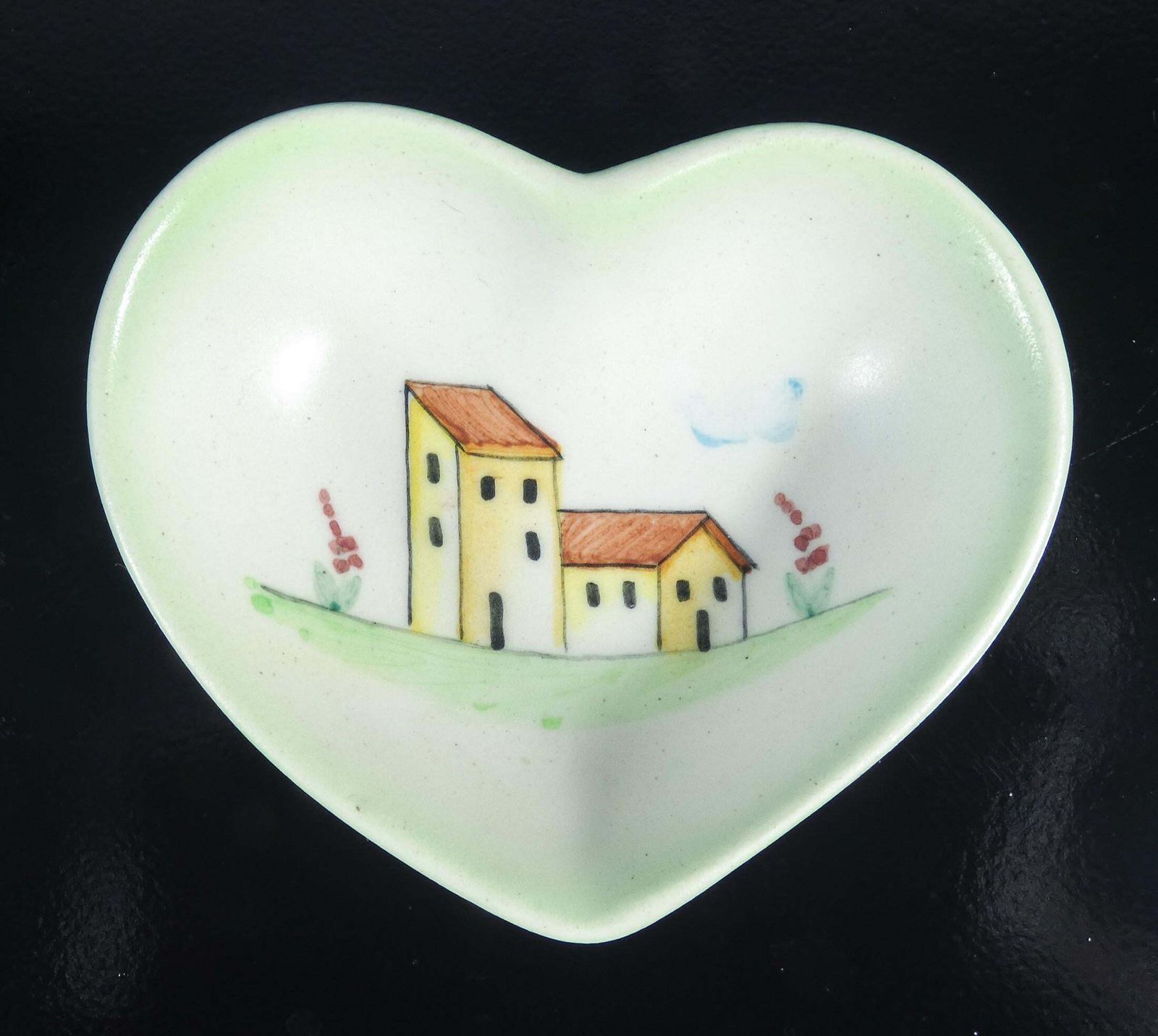 Heart Shaped Lenci Ceramic Saucer With Farmhouse Painting. 1930s photo for sale
