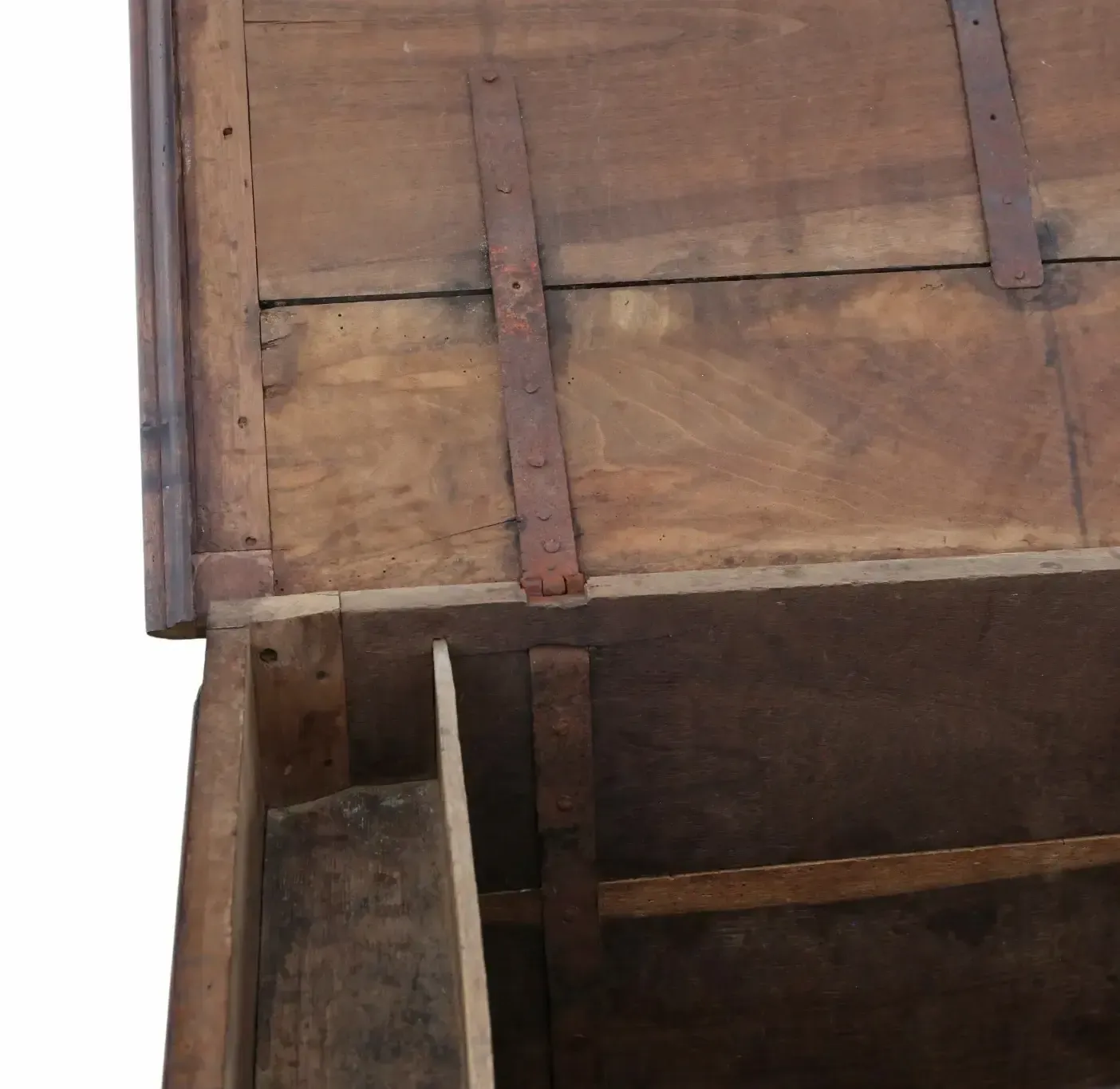 1397.0 Antique Large 18th Century European Oak Coffer / Mule Chest – Fine Quality photo