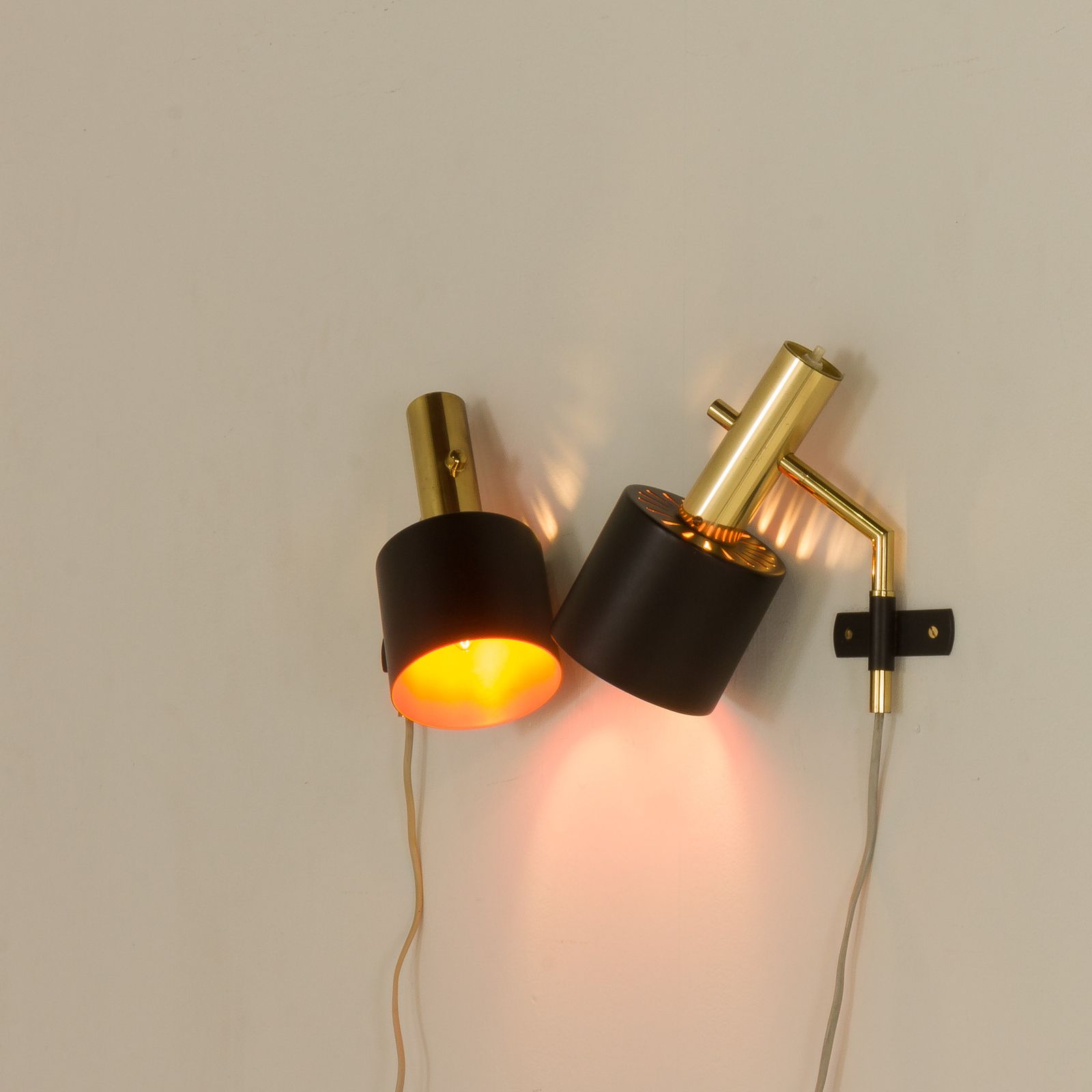 photo furniture Pair Of Wall Scones By Svend Aage, Holm Sørensen & Co