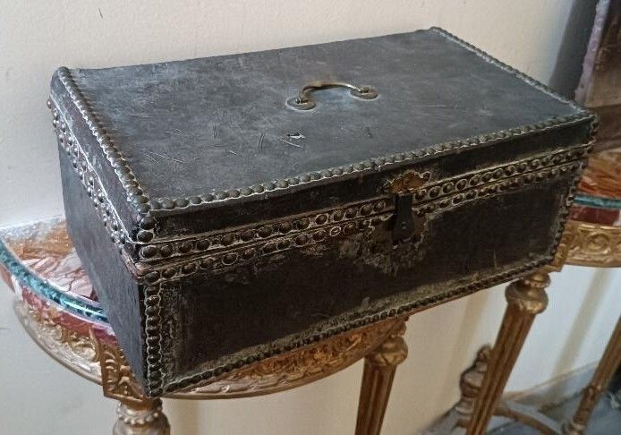 photo furniture A Leather Covered Chest/Trunk Adorned With Metal Inlays. 17th Century, 45 X 26 X 19 Cm.