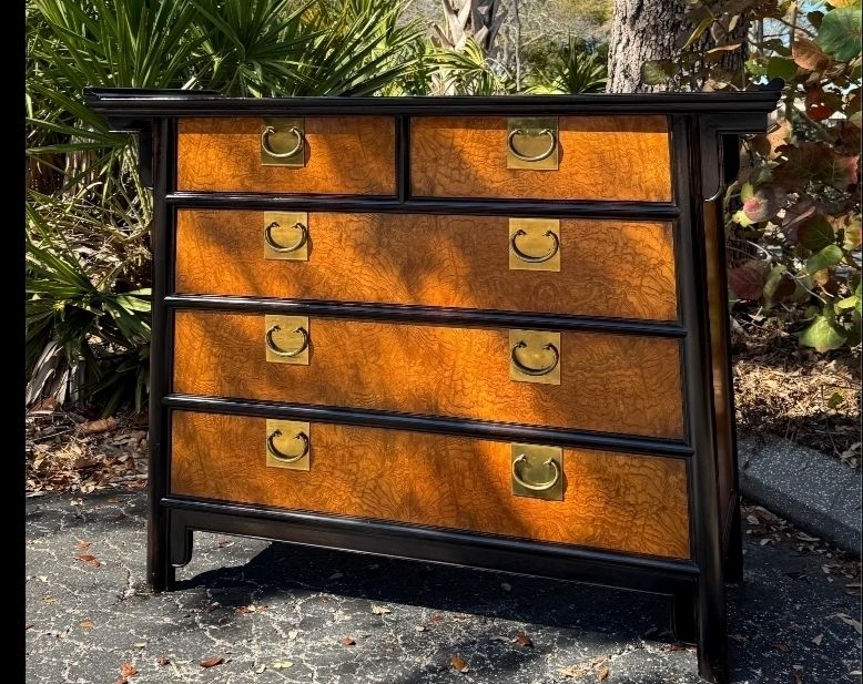 Raymond Sobota Media / Secretaire Tallboy Chin Hua Collection For Century Furniture. photo vinterior