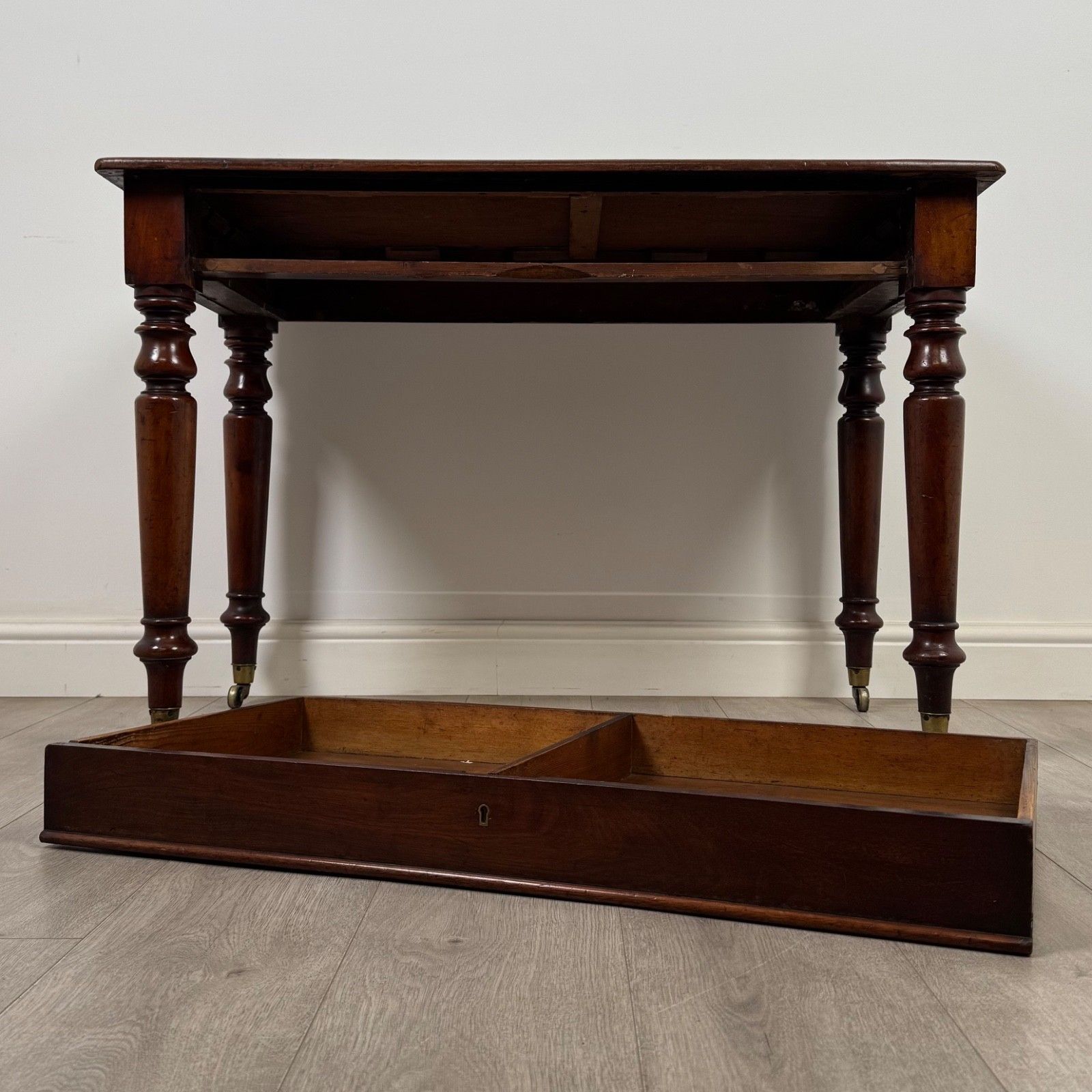 photo for sale Antique 19th Century Victorian Writing Table In Mahogany ( Af 5566 )