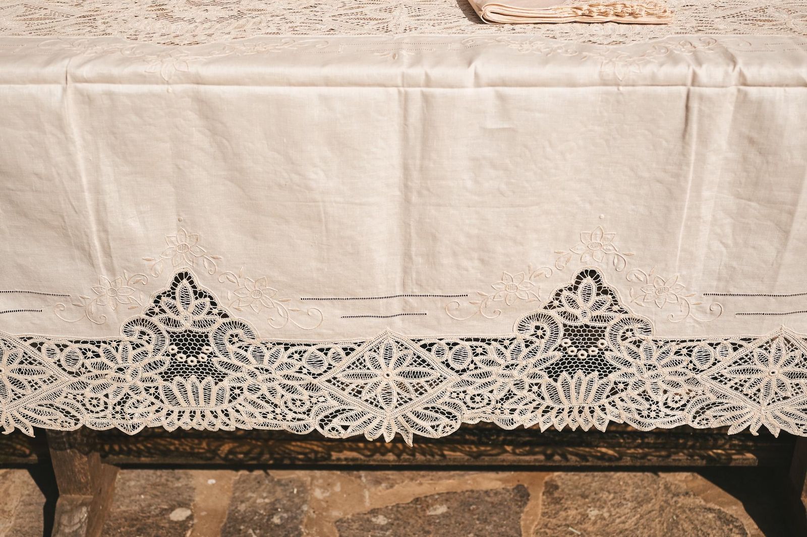 Antique Italian Linen Tablecloth Set | Renaissance Needle Lace | 12 Napkins | Ivory | Never Used photo 278.0