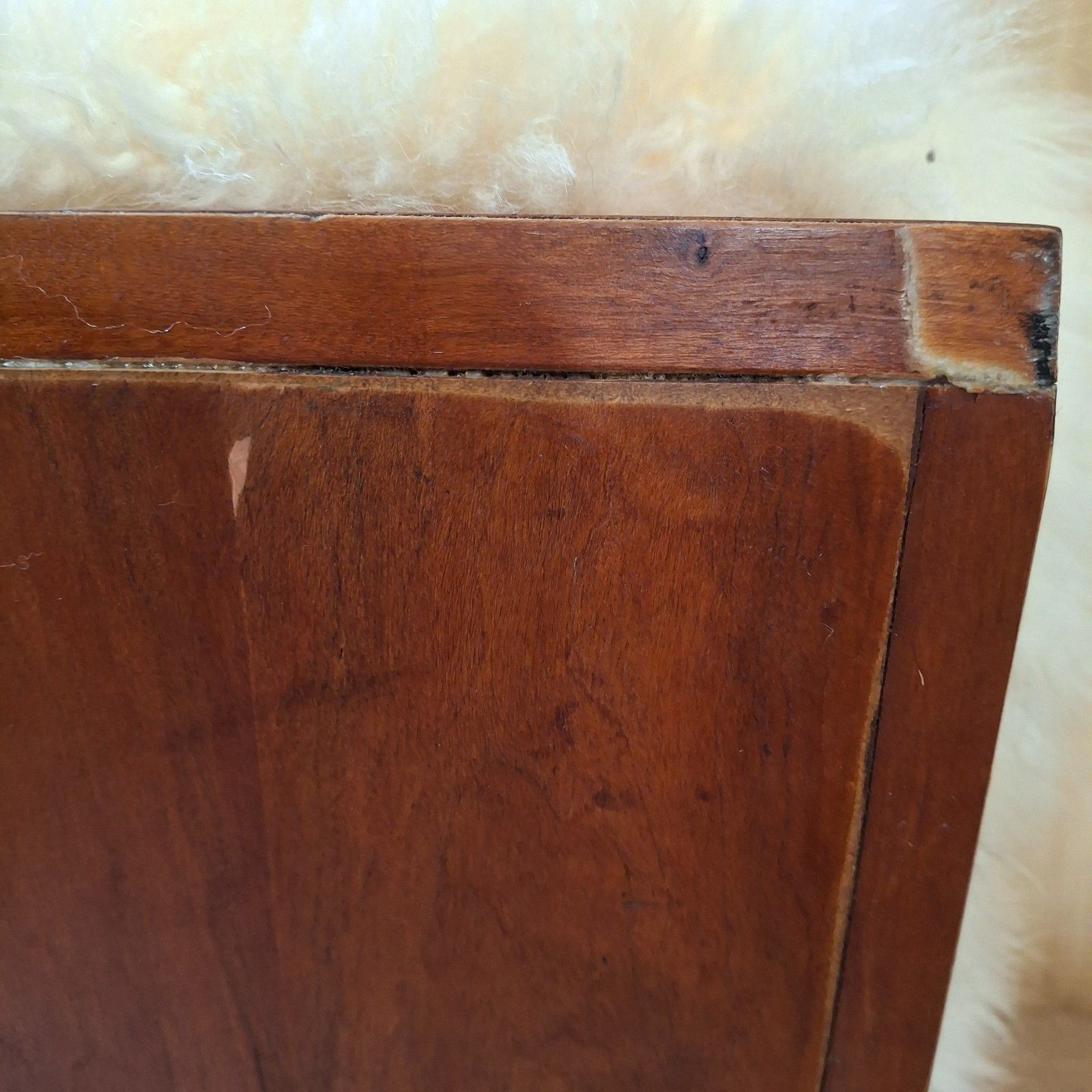 photo vinterior Fab Vintage Mid Century Sculptural Wave Chaise Lounge Bent Plywood Sheepskin
