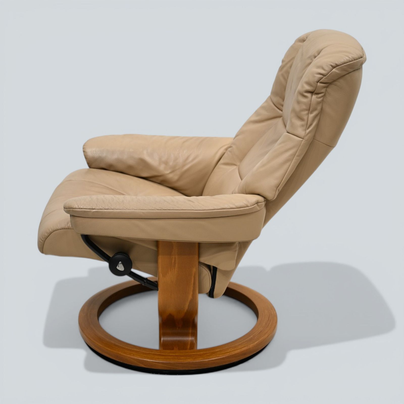 Furniture Erkornes Stressless Reclining Armchair Mushroom Leather Swivel Free Uk Delivery photo