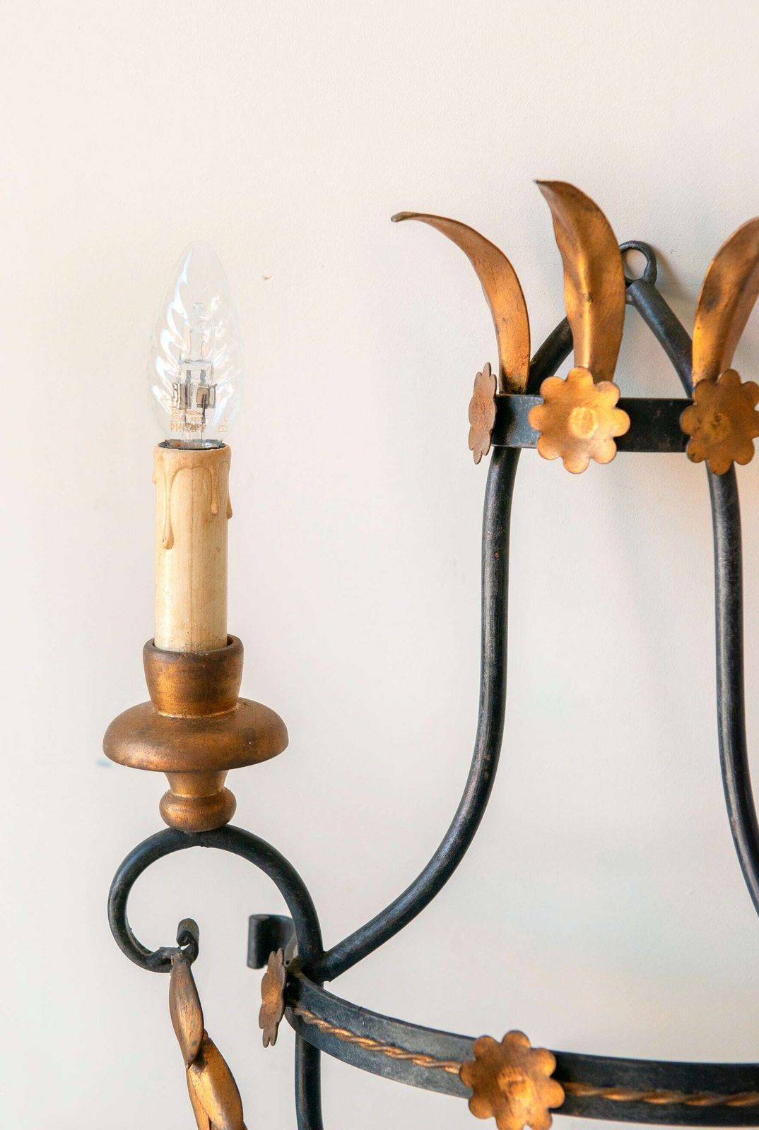 photo for sale Florentine Wall Sconce 1960s   Vintage Italian Florence Giltwood Tole Light   Hollywood Regency 2 Arm Wall Lamp