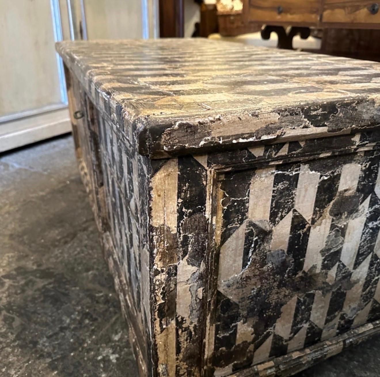Late 19th Century Black And White Lacquered Wood Florentine Blanket Chest photo vintage