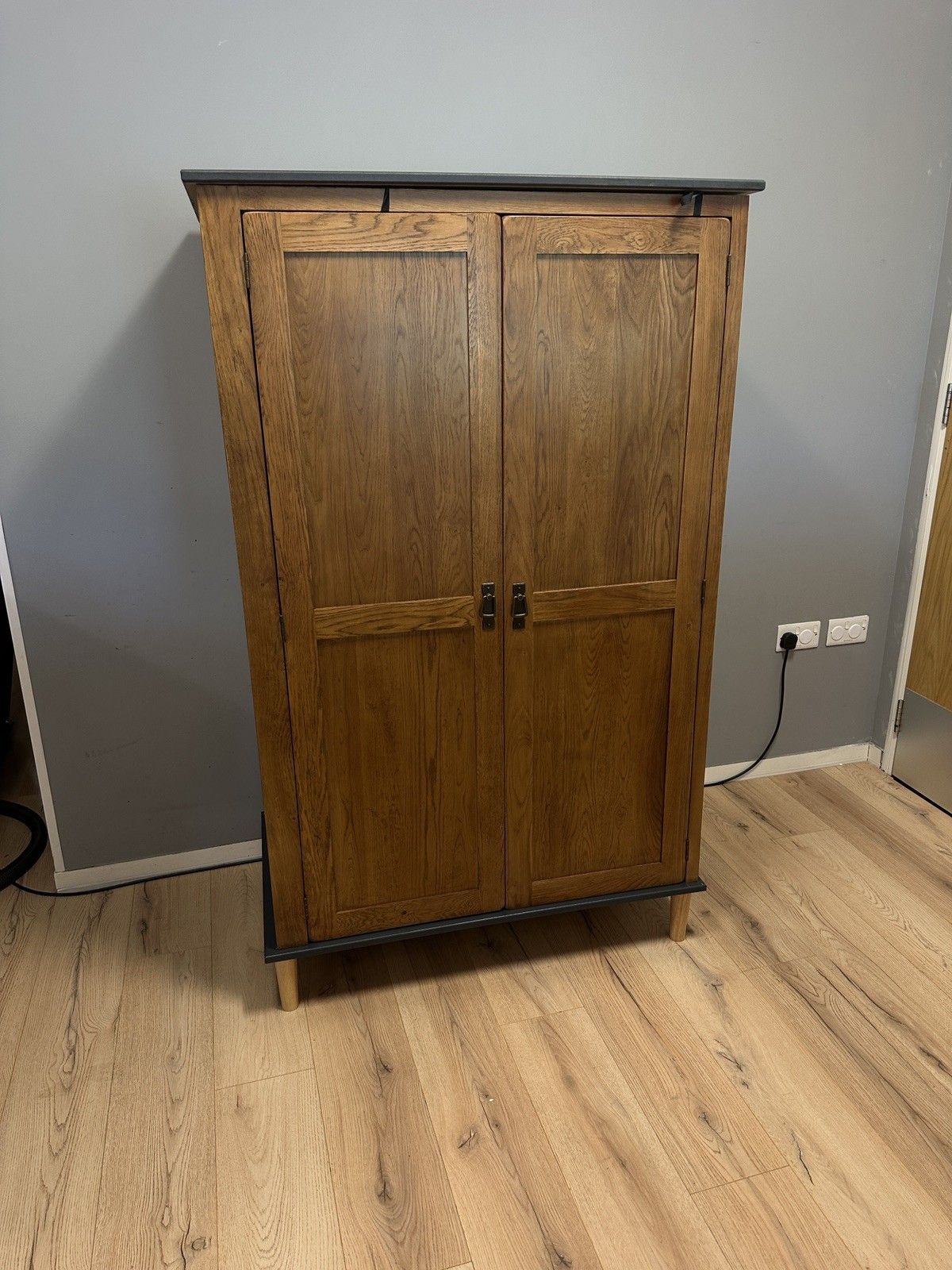 Oak Furnitureland French Farmhouse Rustic Solid Double Wardrobe Painted #2 photo furniture