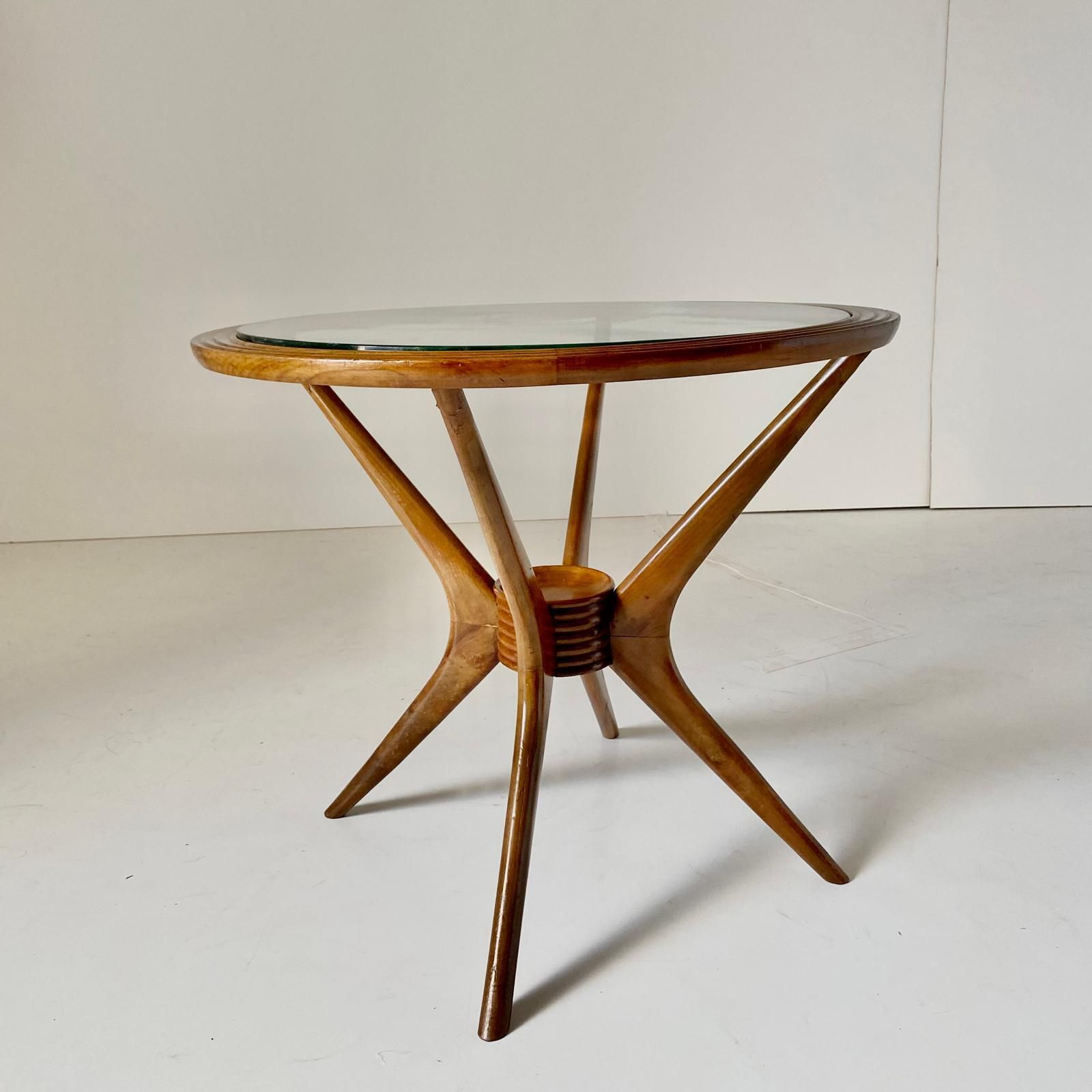 Modernist Round Wood Coffee Tabe With Spider Legs, Italy In The Style Fo Paolo Buffa. photo 1200.0