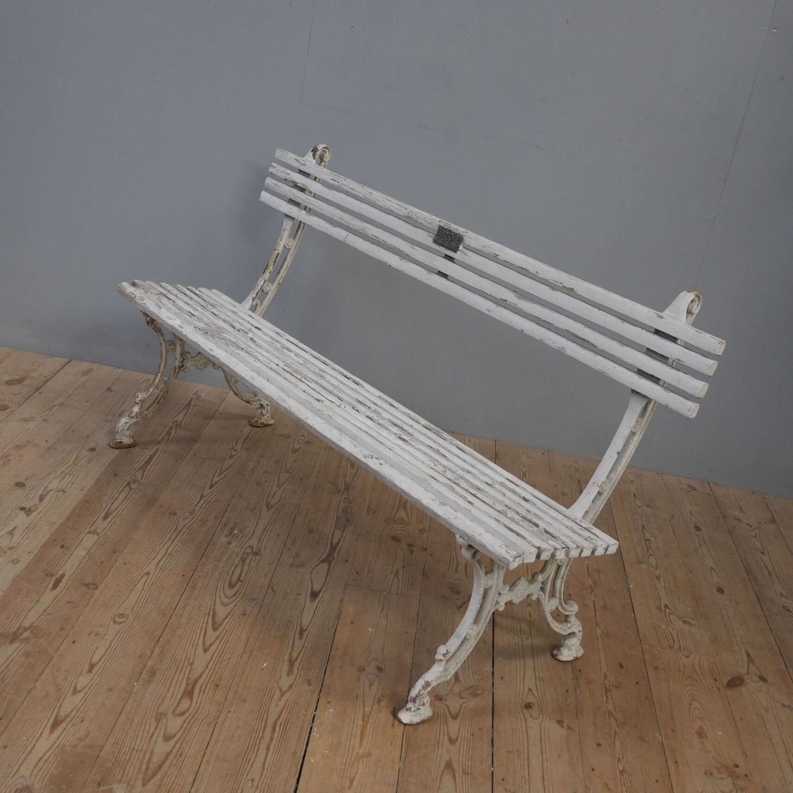 photo vinterior Early 20th C Outdoor Bench By Joseph Lissior Of Liege