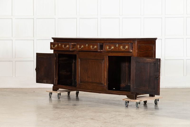 English George III Oak Dresser Base photo vinterior
