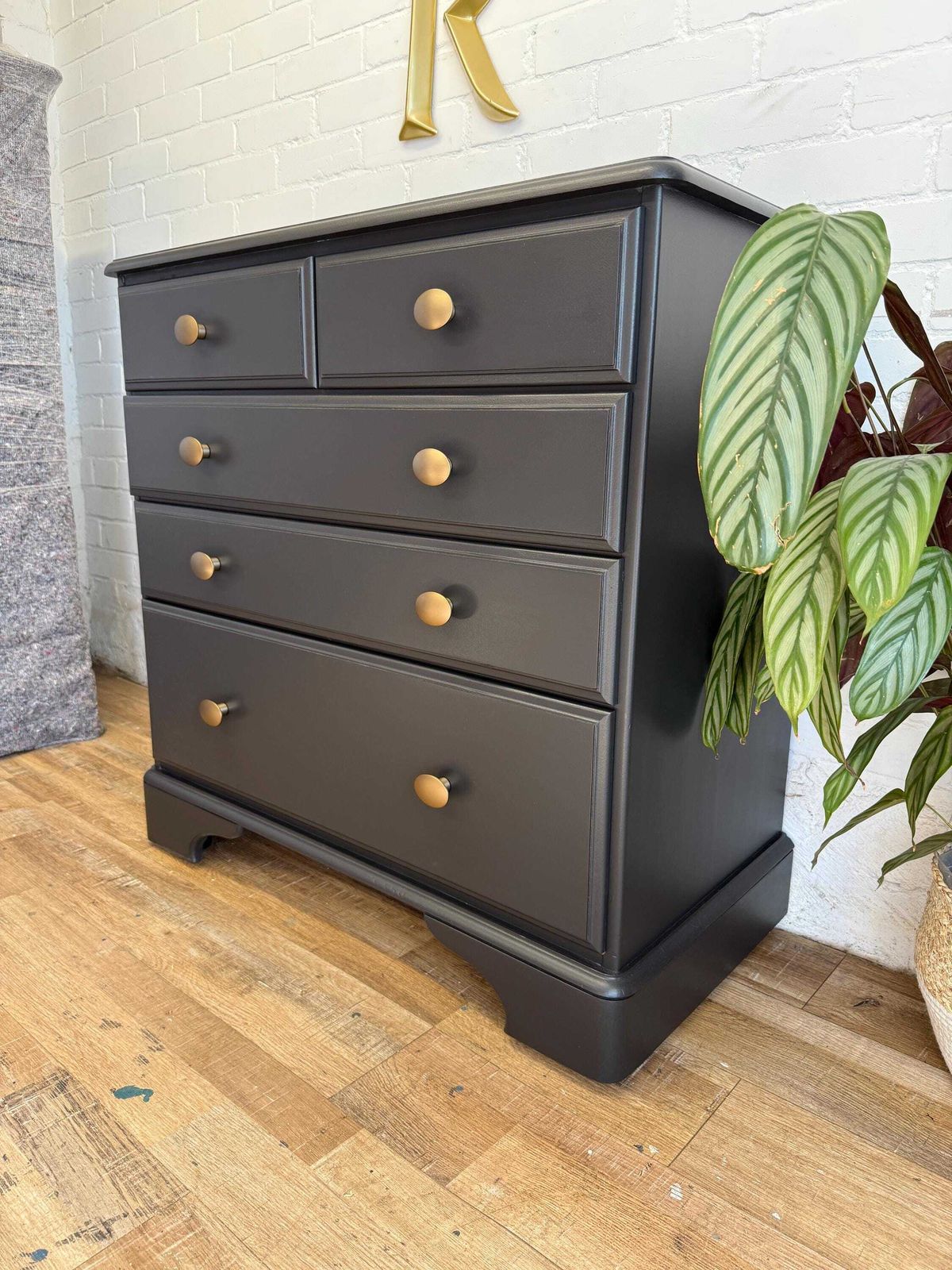 Ducal Pine Chest Of Drawers – Painted In Onyx By Benjamin Moore – Solid Wood photo vinterior