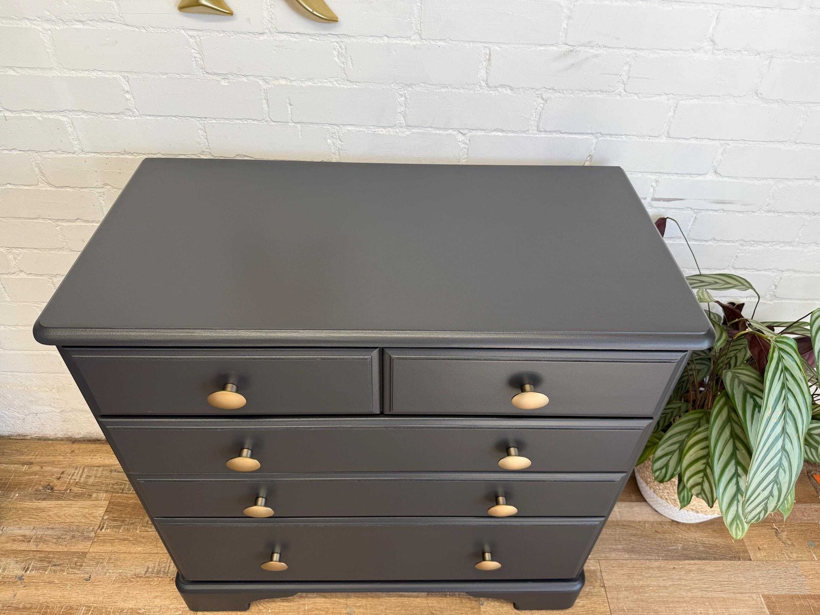 Ducal Pine Chest Of Drawers – Painted In Onyx By Benjamin Moore – Solid Wood photo buy