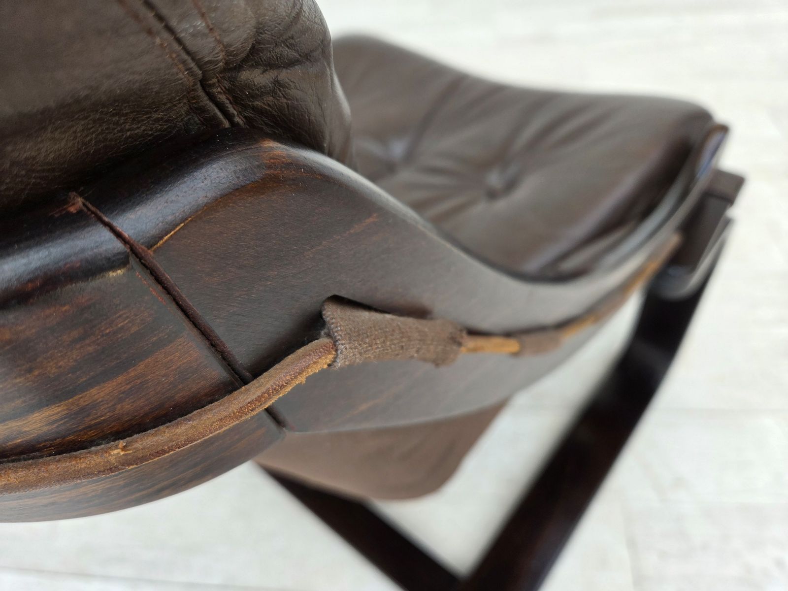 photo vintage Ca. Jaren 1970, Zweeds Design Van åke Fribytter, Fauteuil, Meubeleer.