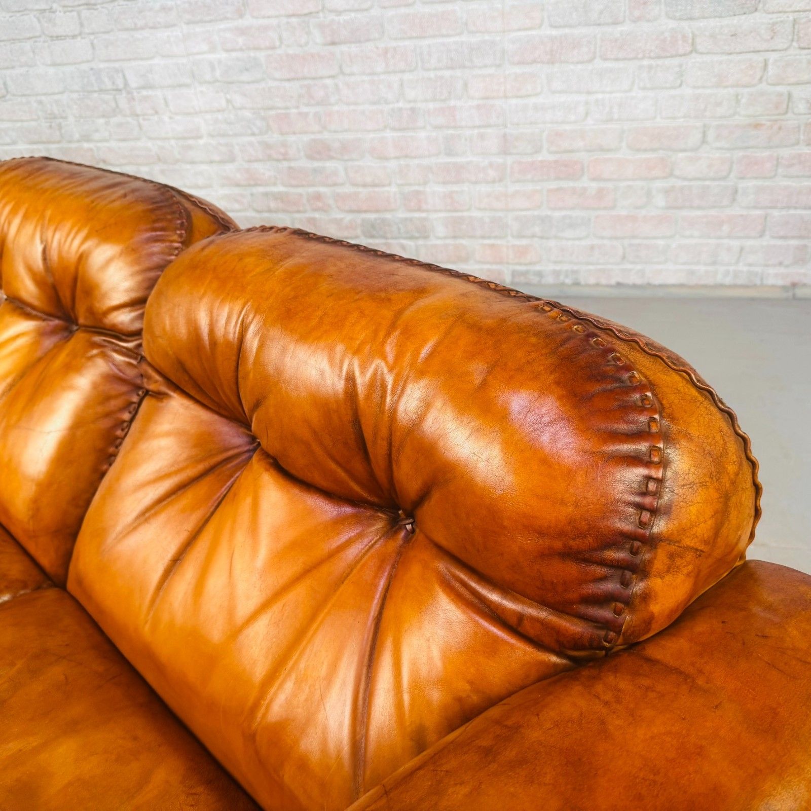 5280.0 1970s Swiss De Sede Ds 101 Tan Leather Three Seater & Armchair Suite photo