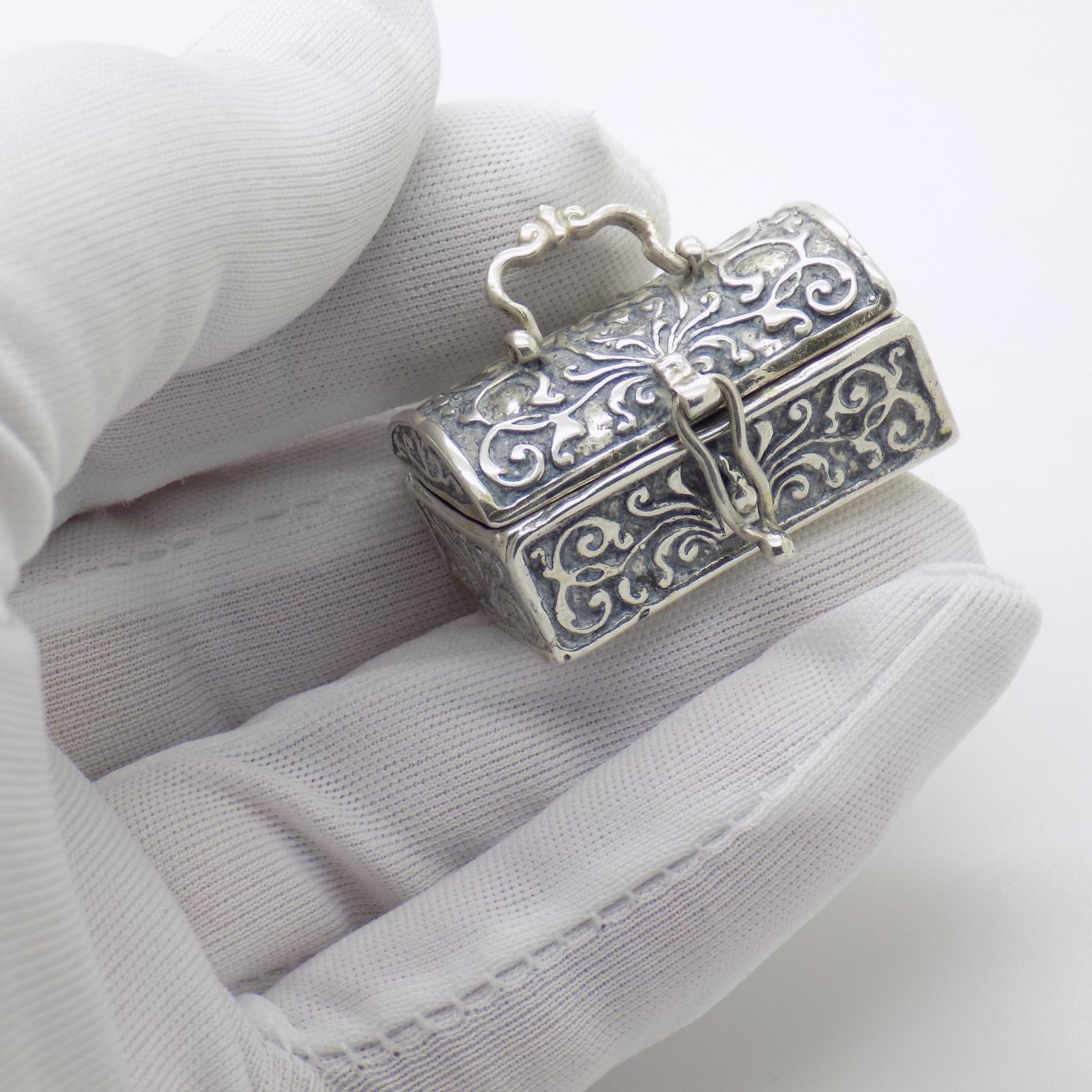 Vintage Italian Handmade Silver Treasure Chest Miniature Figurine, Italy, 1970s 1980s photo furniture