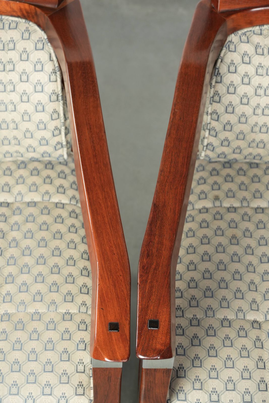 2551.0 Stunning Art Deco Design Schuitema Dining Chairs From The Decoforma Series In Very Good Condition With Luxurious Fabric Upholstery. photo