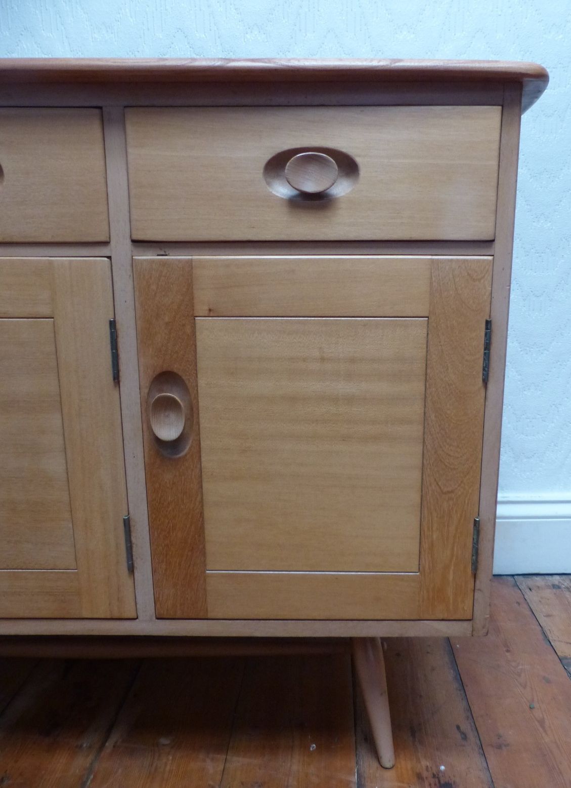 Vintage Mid Century Ercol Model No: 351 Sideboard Elm & Beech A1 Con Uk Deliver photo Furniture