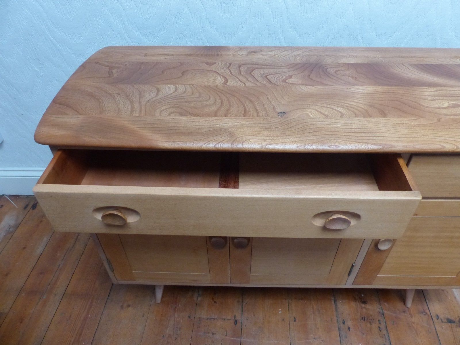 photo buy Vintage Mid Century Ercol Model No: 351 Sideboard Elm & Beech A1 Con Uk Deliver