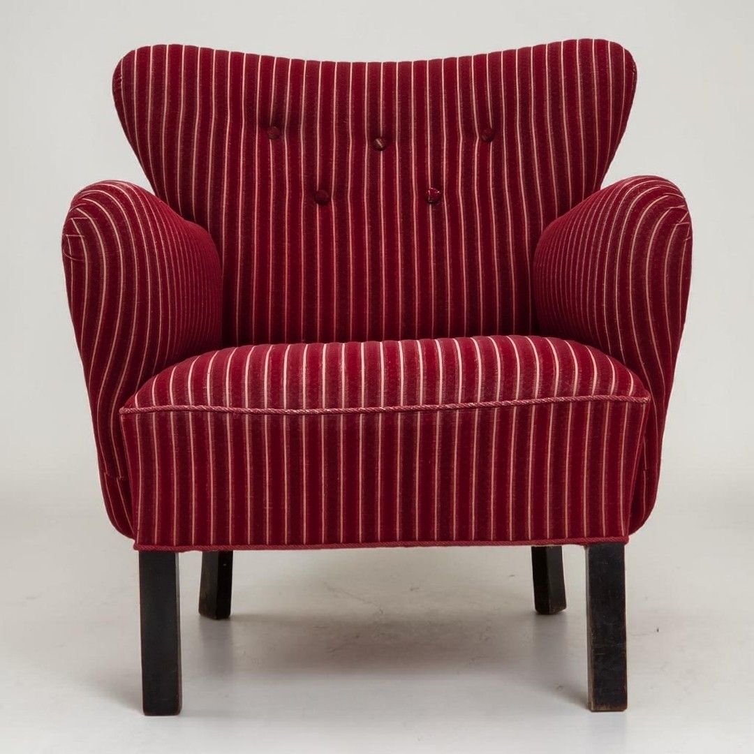 Ca. Jaren 1960, Deense Fauteuil, Rood Gestreept Meubelwol, Eikenhouten Poten.