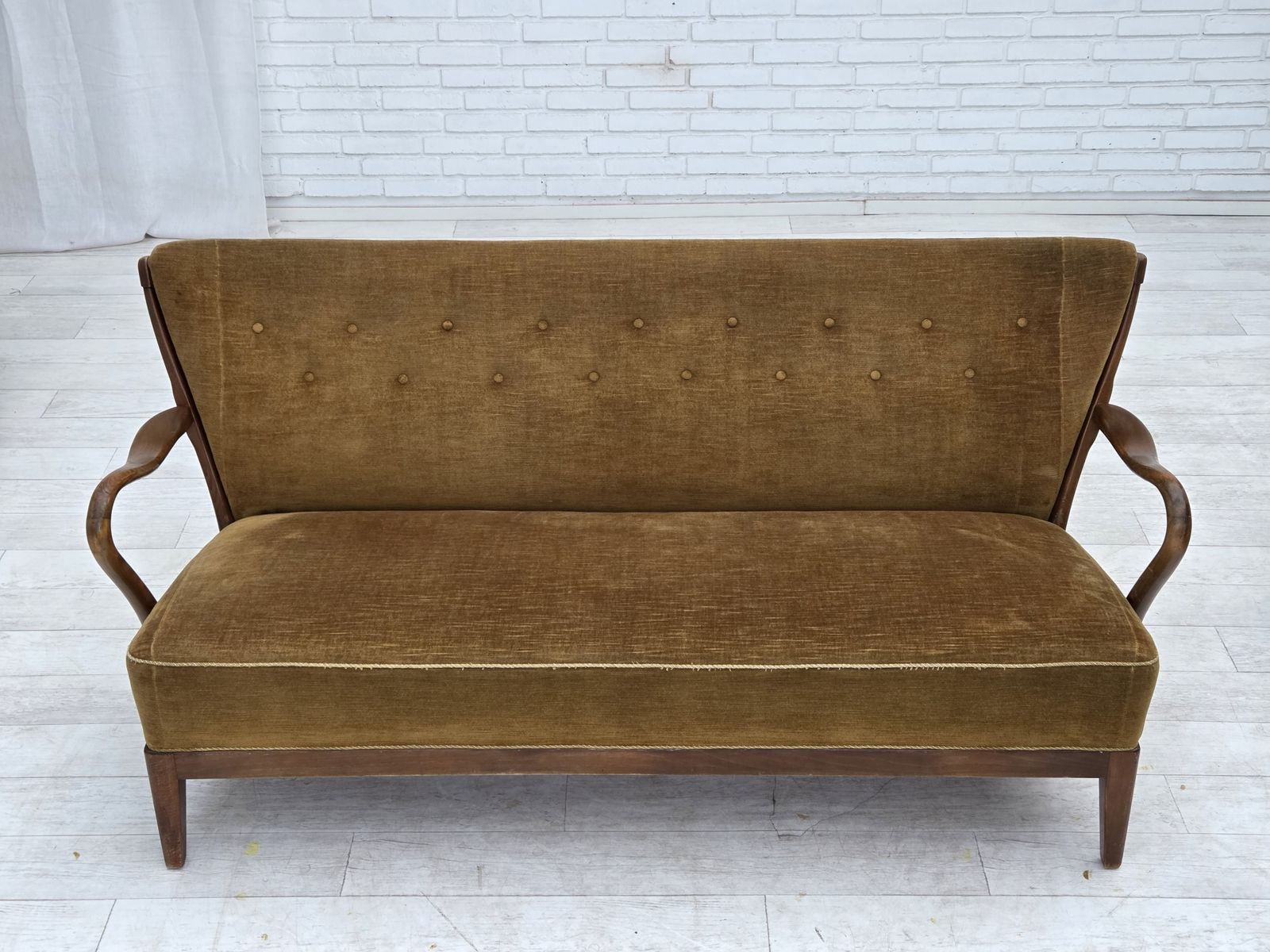 Ca. Jaren 1960, Deens Design Van Alfred Christensen, 2 Zitsbank, Groen Meubelvelours. photo vintage