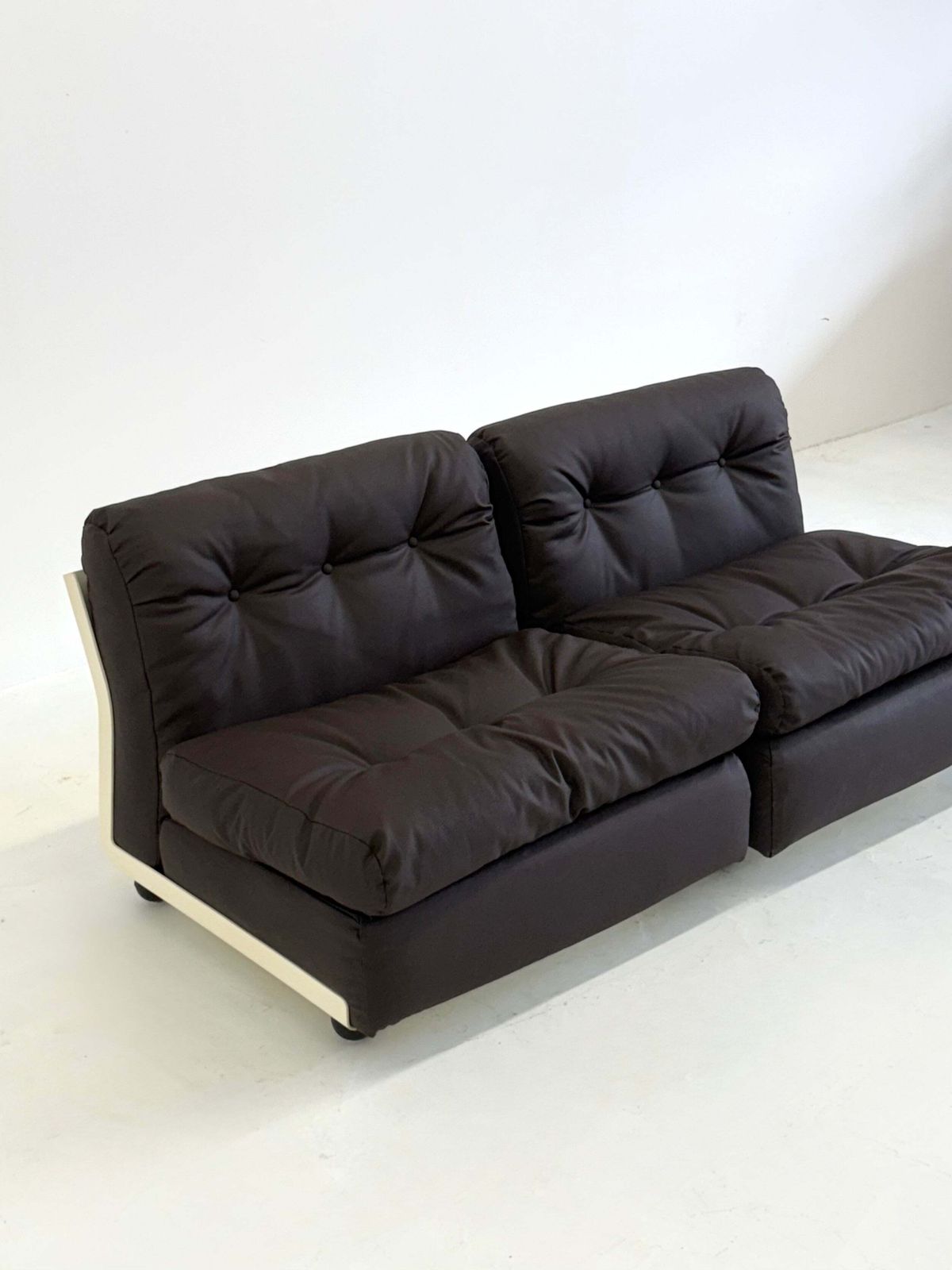 Amanta Armchairs By Mario Bellini For C&B Italia photo 1150.0