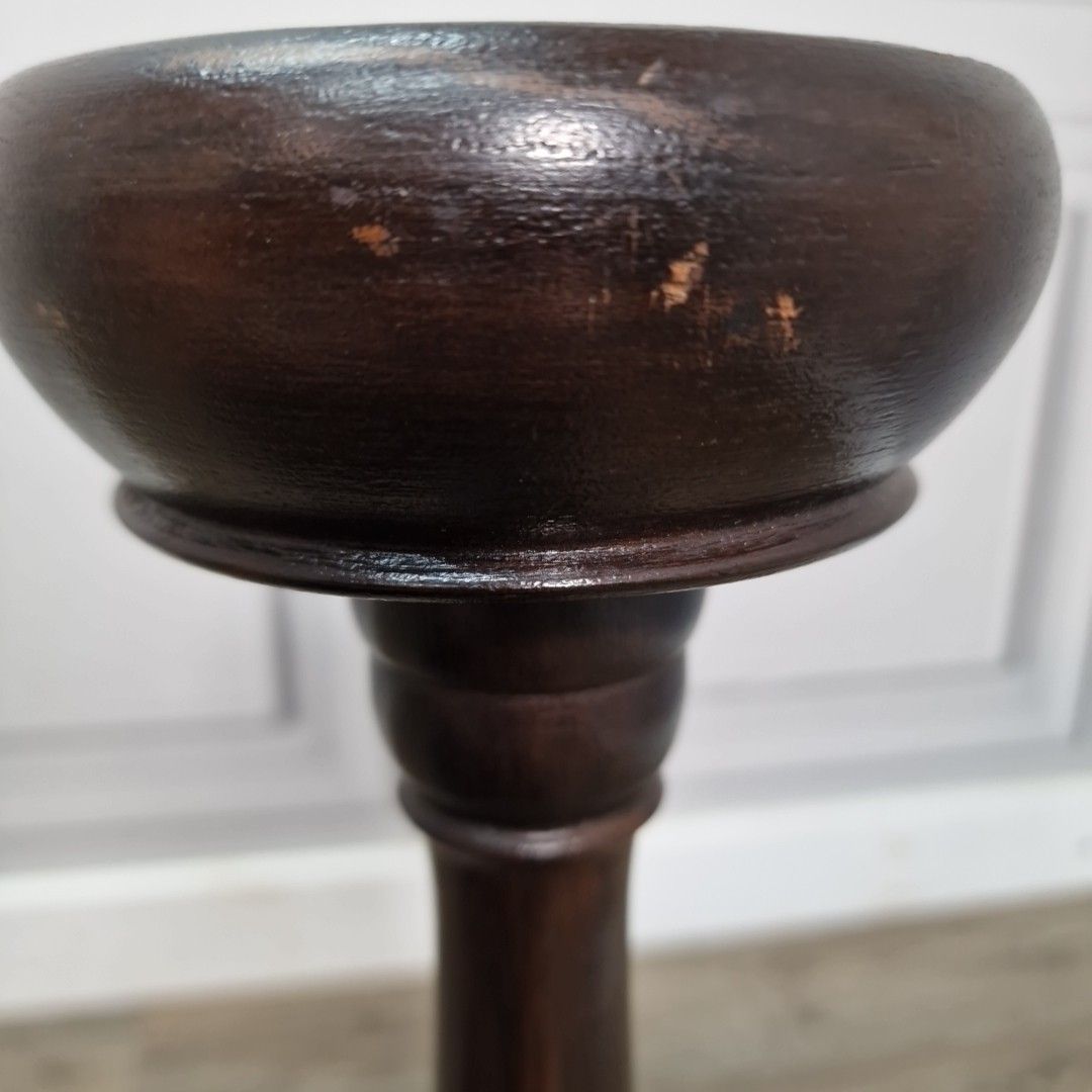 photo furniture Vintage Ashtray Plant Stand Mid Century Carved Hardwood – Oriental Figural Scene