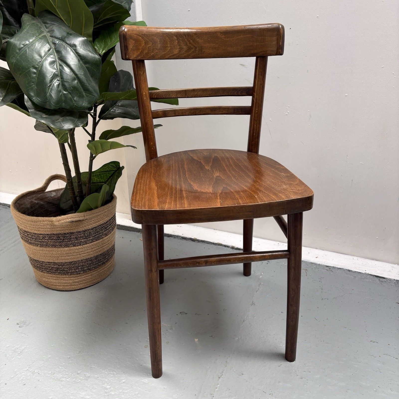 Classic Dark Bentwood & Ply Bistro Style Cafe Chair