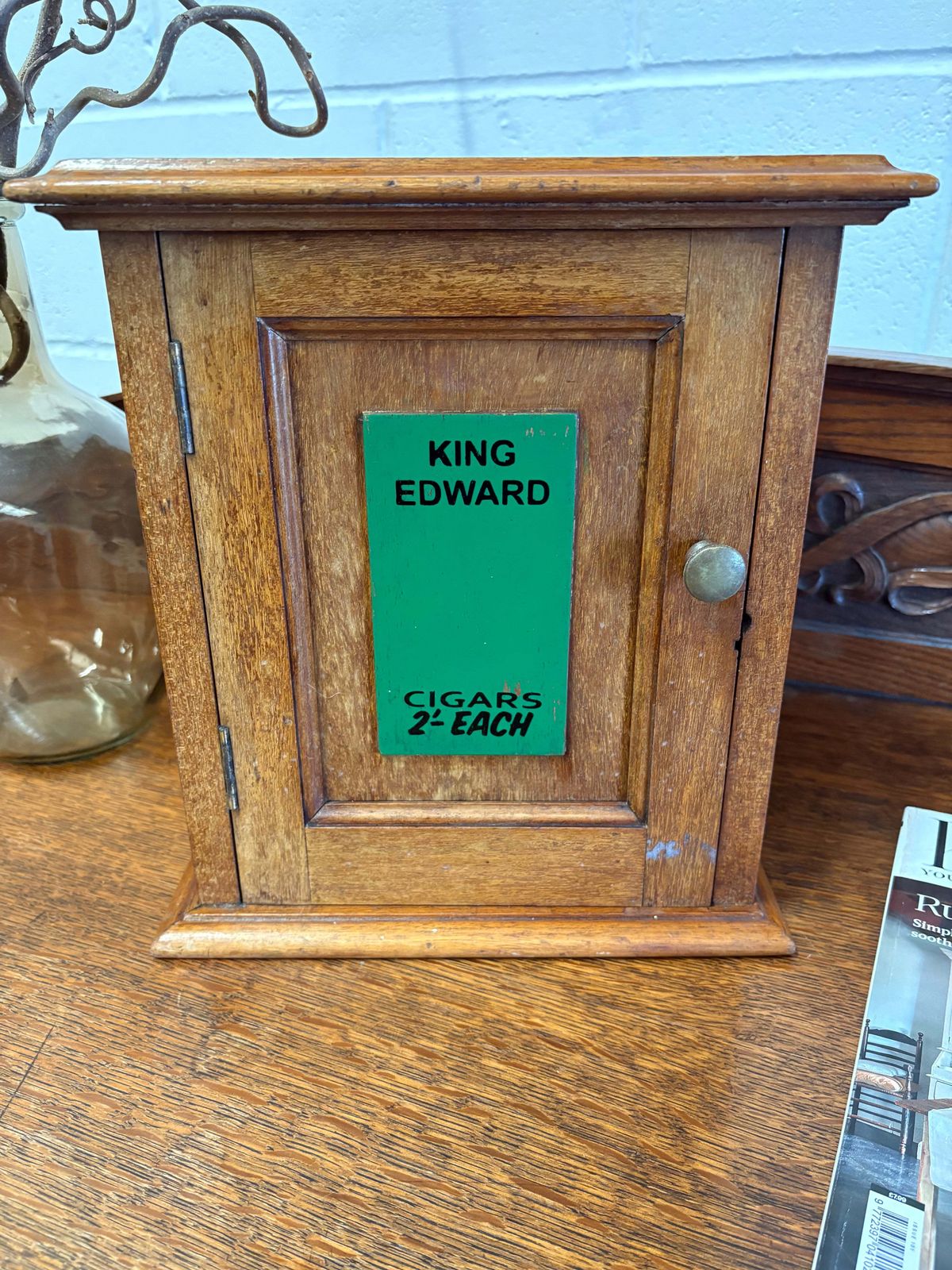 photo furniture Antique Wooden Shop Countertop King Edward Cigar Cabinet Display