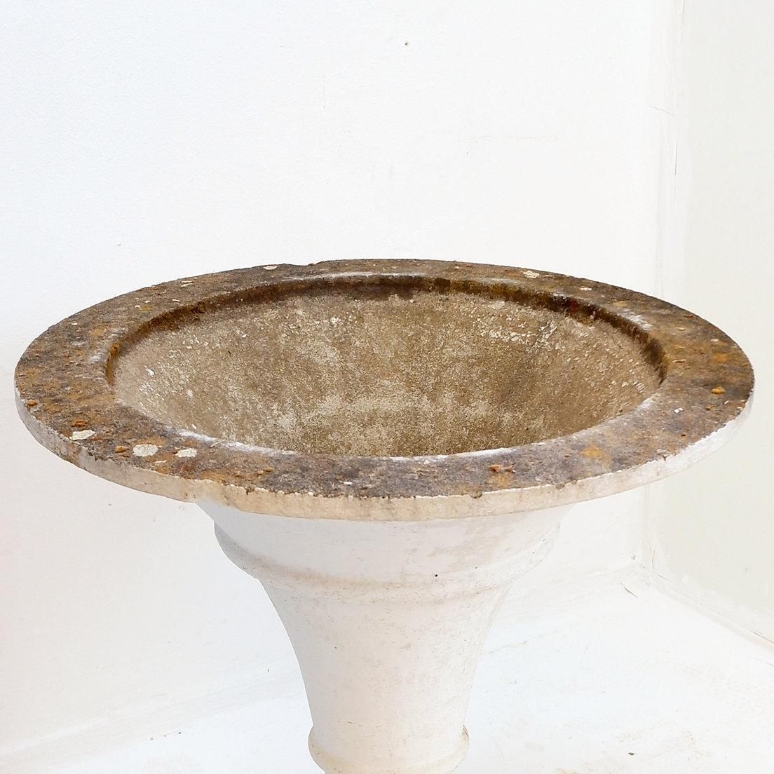 Garden Decor Mid Century Outdoor Planter, Cast Stone, Antique Style, 67cm Diameter photo