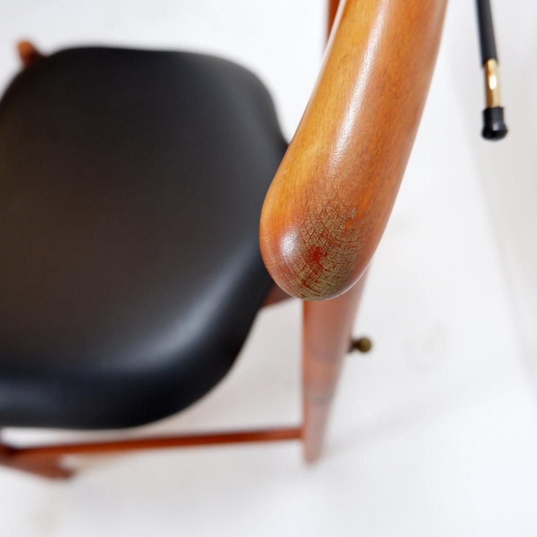 photo vinterior Mid Century Modern Teak Clothes Valet Chair By Fratelli Reguitti Italy, 1960s
