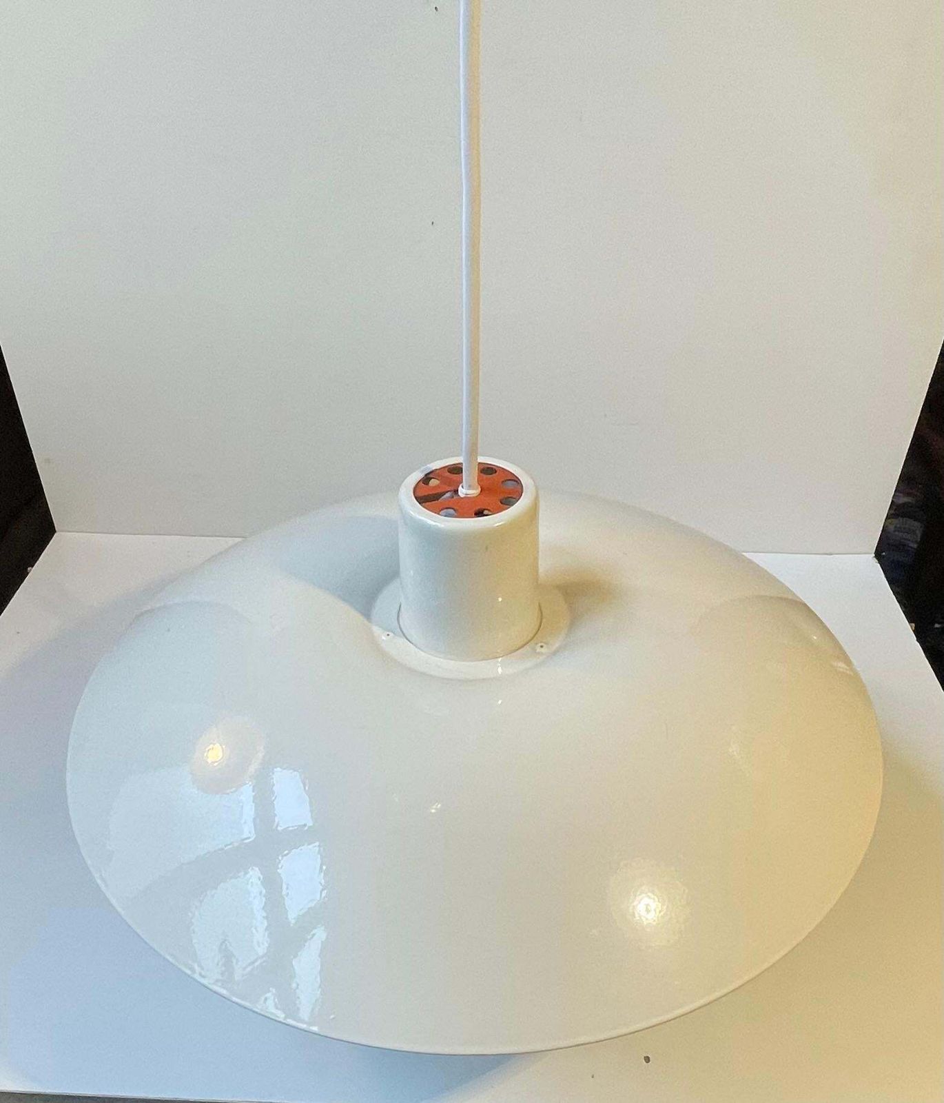 Vintage Cream White Ph4 / 3 Pendant Lamp By Poul Henningsen For Louis Poulsen photo Lighting