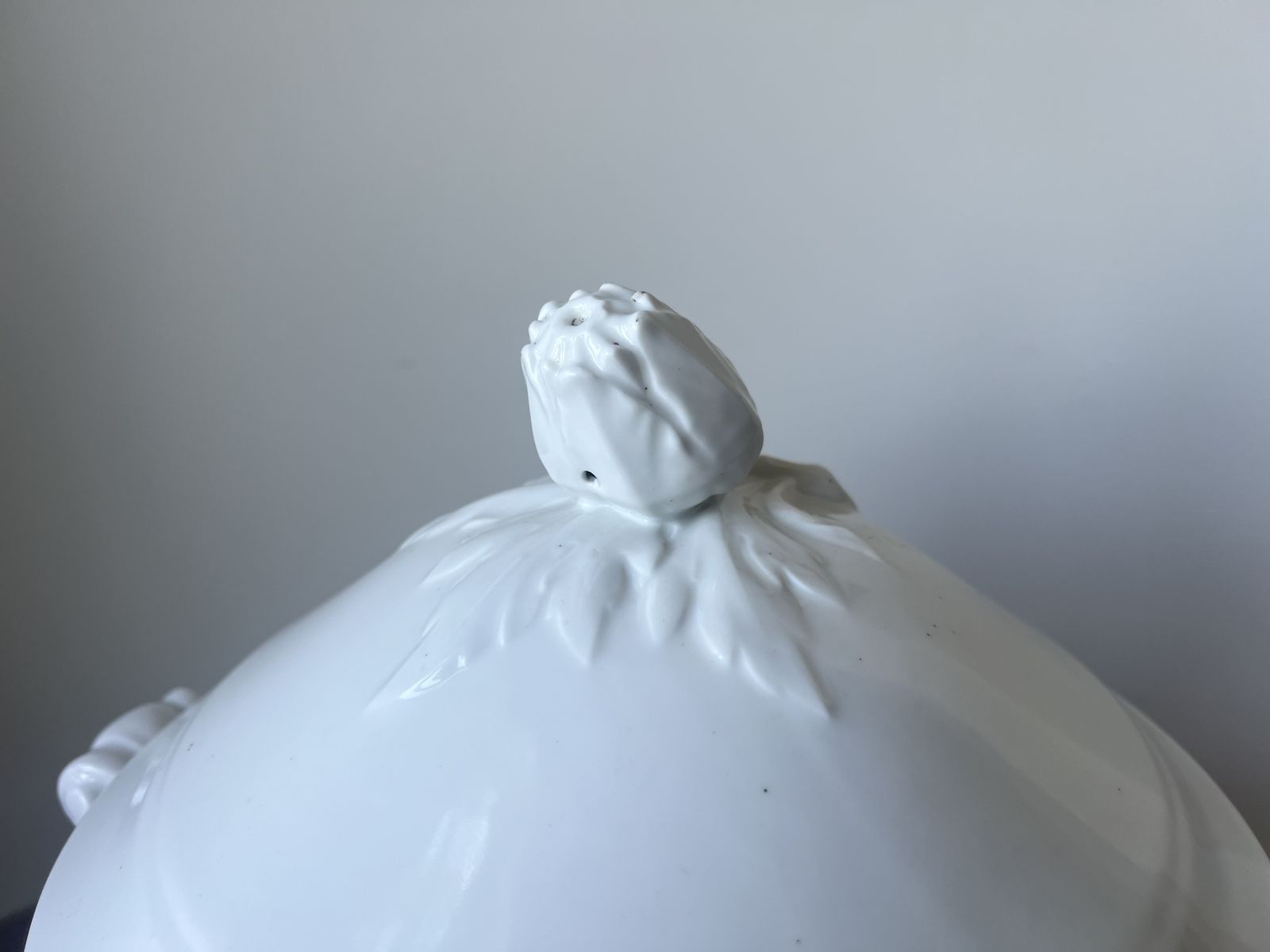 145.0 Large Vintage French Ironstone Soup Tureen / Soupière, Early 20th Century photo
