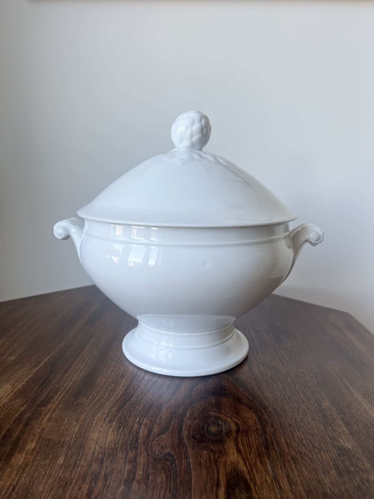 Large Vintage French Ironstone Soup Tureen / Soupière, Early 20th Century photo vinterior