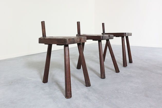 Tabourets à traire d'époque, XIXe siècle photo vinterior