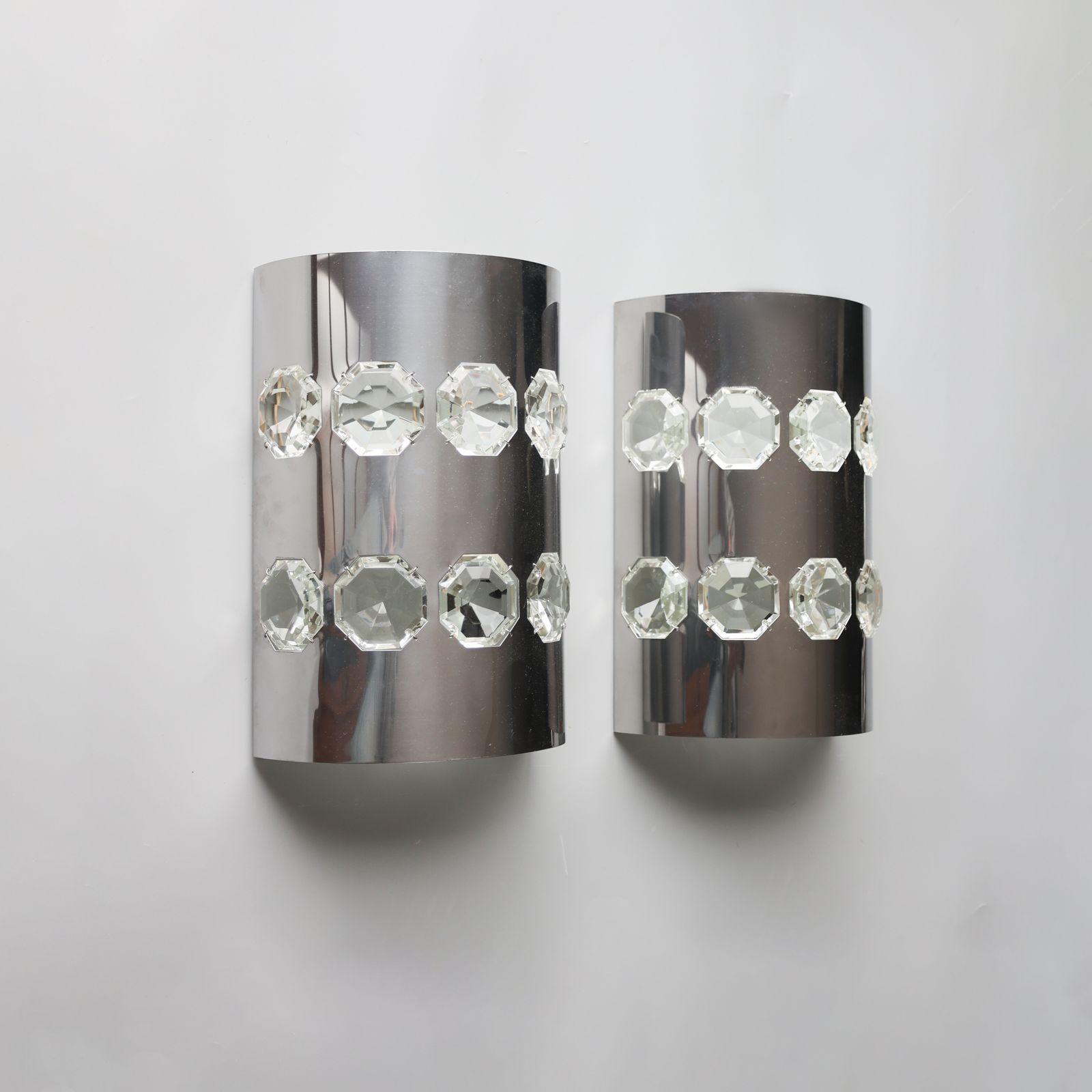 Paire d'appliques en chrome et verre par Oscar Torlasco, années 1970, Italie. photo buy