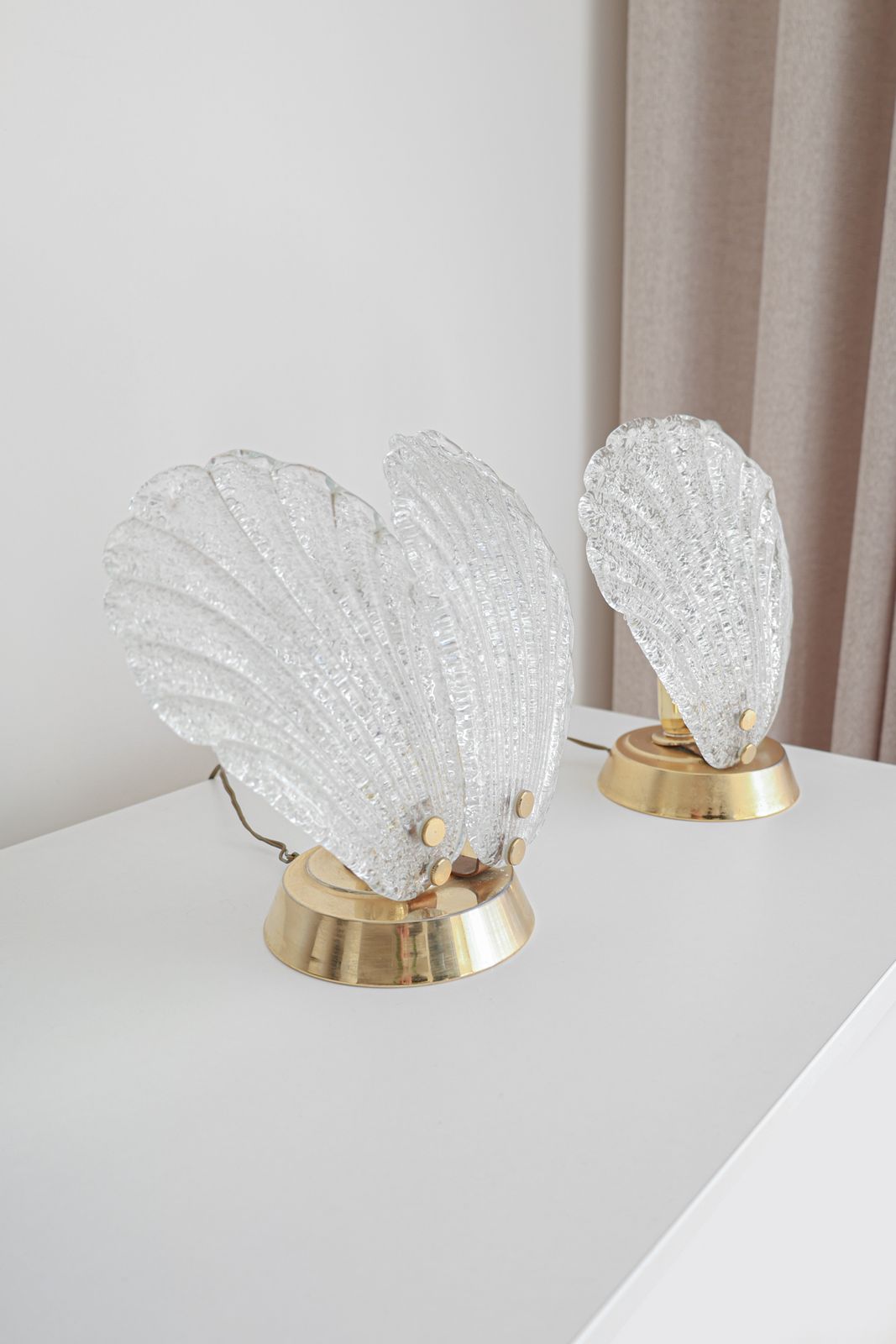Lot de 2 lampes de table en verre de Murano, Italie, années 1980. photo furniture