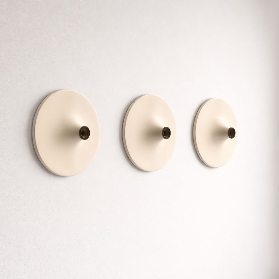 Set Van 3 Vintage Schijfwandlampen, 'Charlotte Perriand' Voor 'Les Arcs', Jaren 1970.