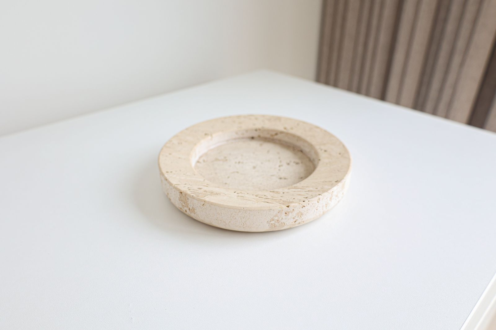 Travertine schaal van Up&Up, jaren 1970. photo 160.0