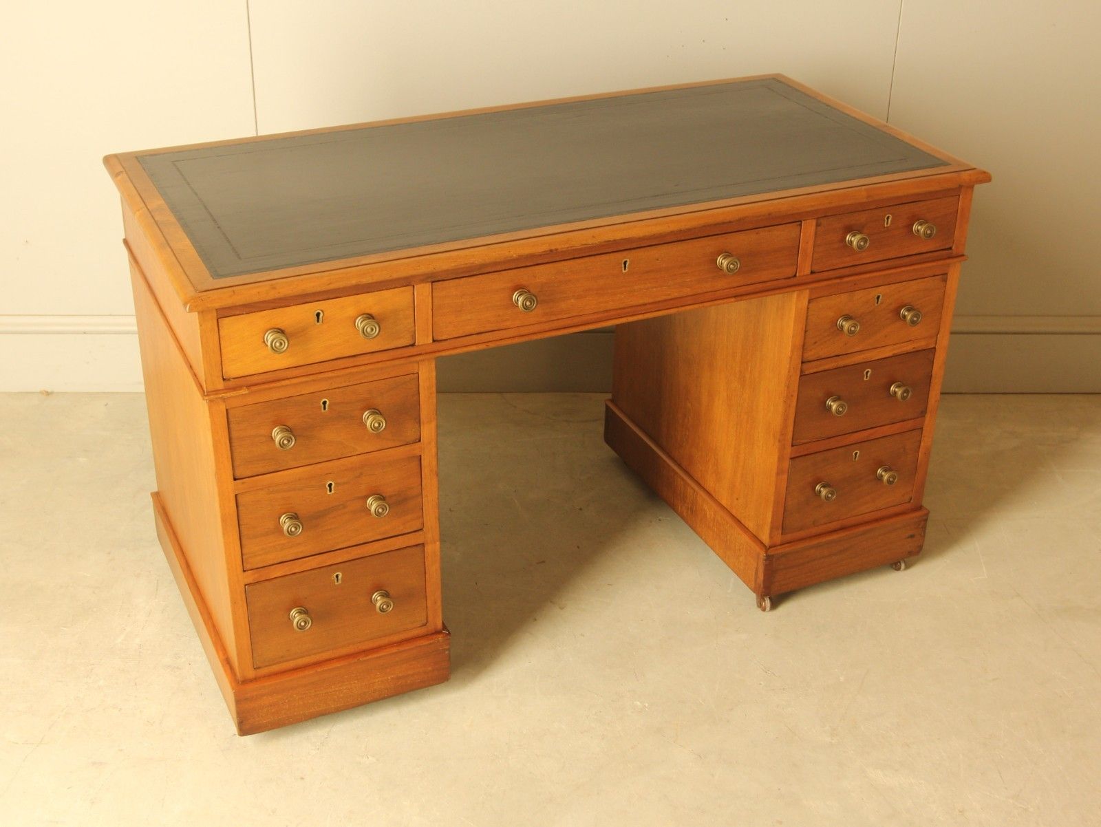 An Elegant Edwardian Walnut Twin‑Pedestal Writing Desk photo buy