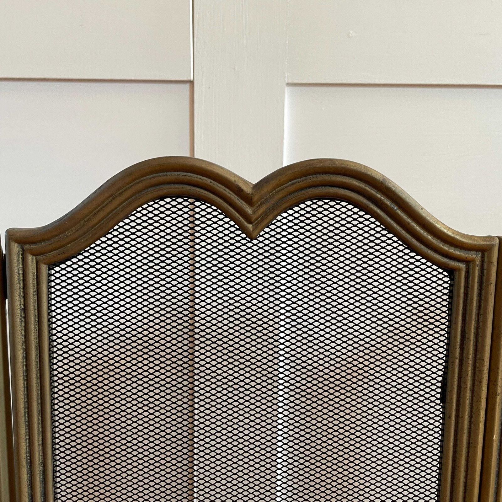 Antique Fireguard Fireplace Screen Gold Brass Metal Frame Vintage Fire Guard Fold Down Victorian Ornate Freestanding 4 Panels Mesh Rectangle photo 119.0