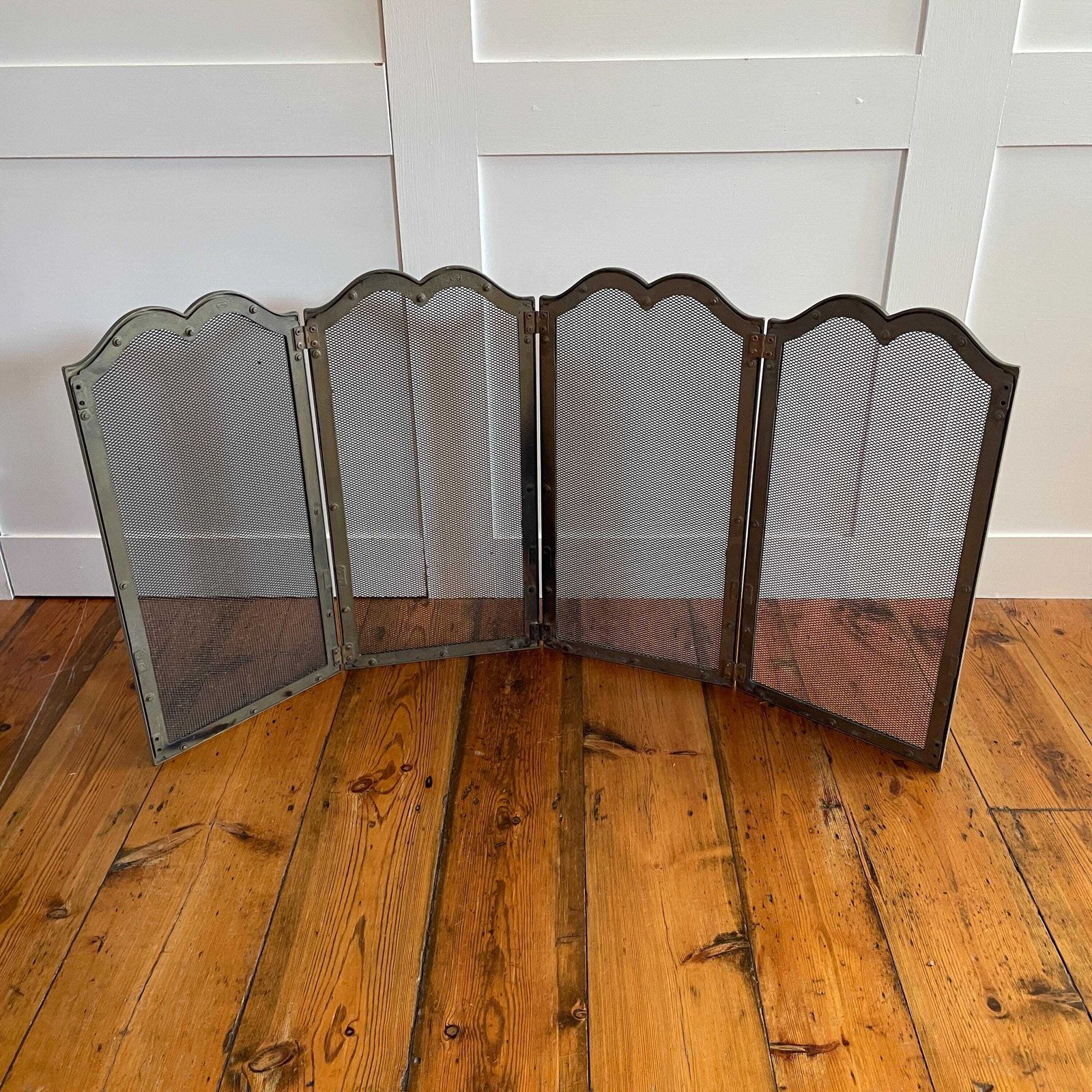 119.0 Antique Fireguard Fireplace Screen Gold Brass Metal Frame Vintage Fire Guard Fold Down Victorian Ornate Freestanding 4 Panels Mesh Rectangle photo