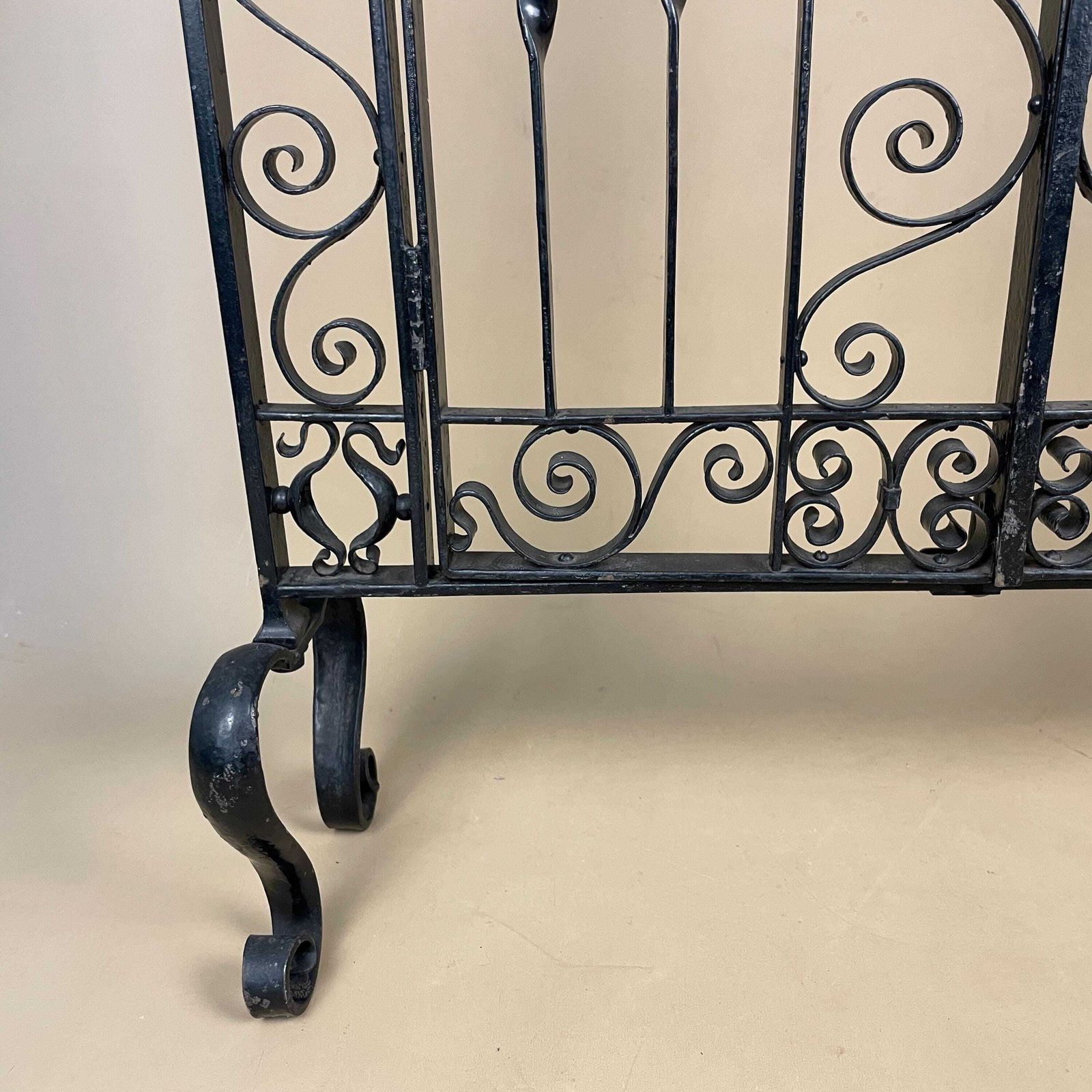 French Gothic Antique Fireguard Fireplace Screen Metal Wrought Iron Black Double Doors Opening Vintage Fire Guard Ornate Freestanding photo 395.0