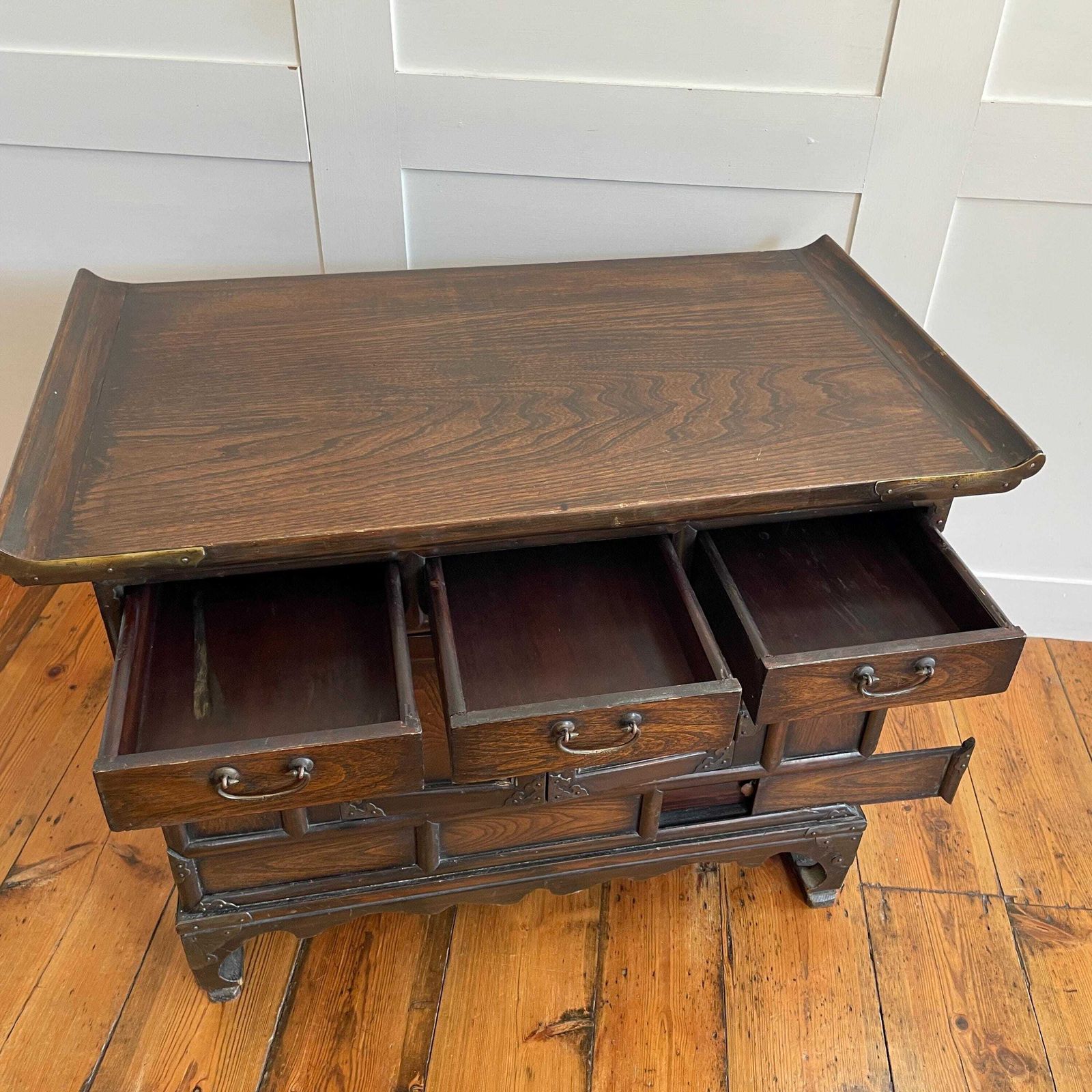 photo vinterior Oriental Style Side Cabinet Brass Hardware Hidden Drawers Indian Made Vintage Chunky Wood Chinese Inspired