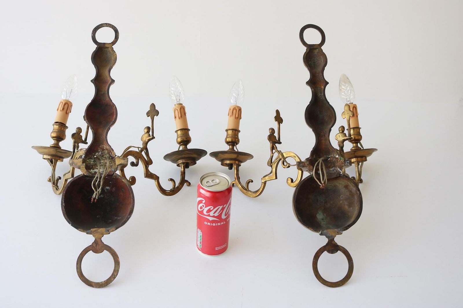photo vinterior Rare Pair Of Antique Brass Wall Sconces With Playful Figural Details – Large French/Spanish Style Lights With Rich Patina 1900