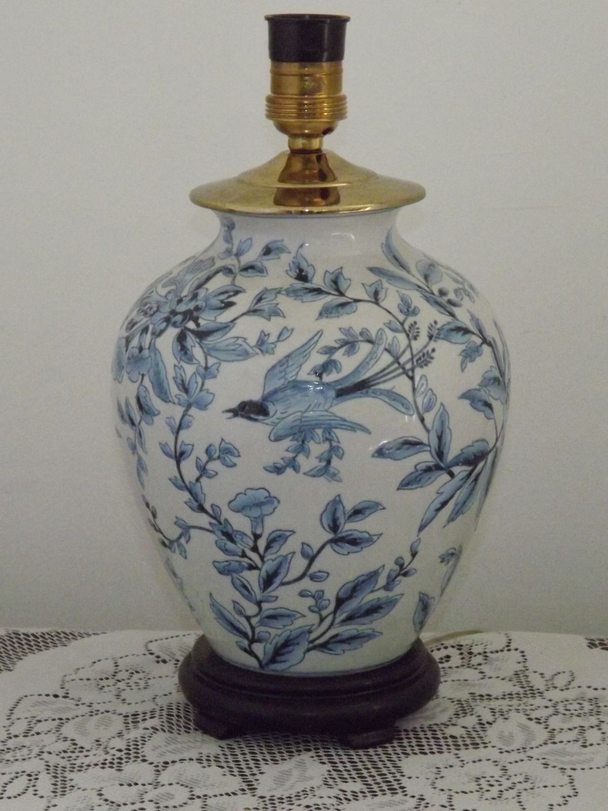 Blue & White Chinoiserie Ginger Jar Table Lamp Raised Bird & Floral Motif