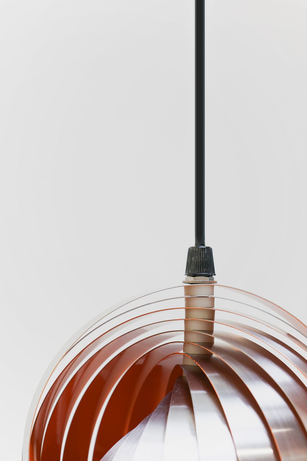 photo for sale Lampe suspendue Space Age à spirale cinétique, Belgique, années 1980.