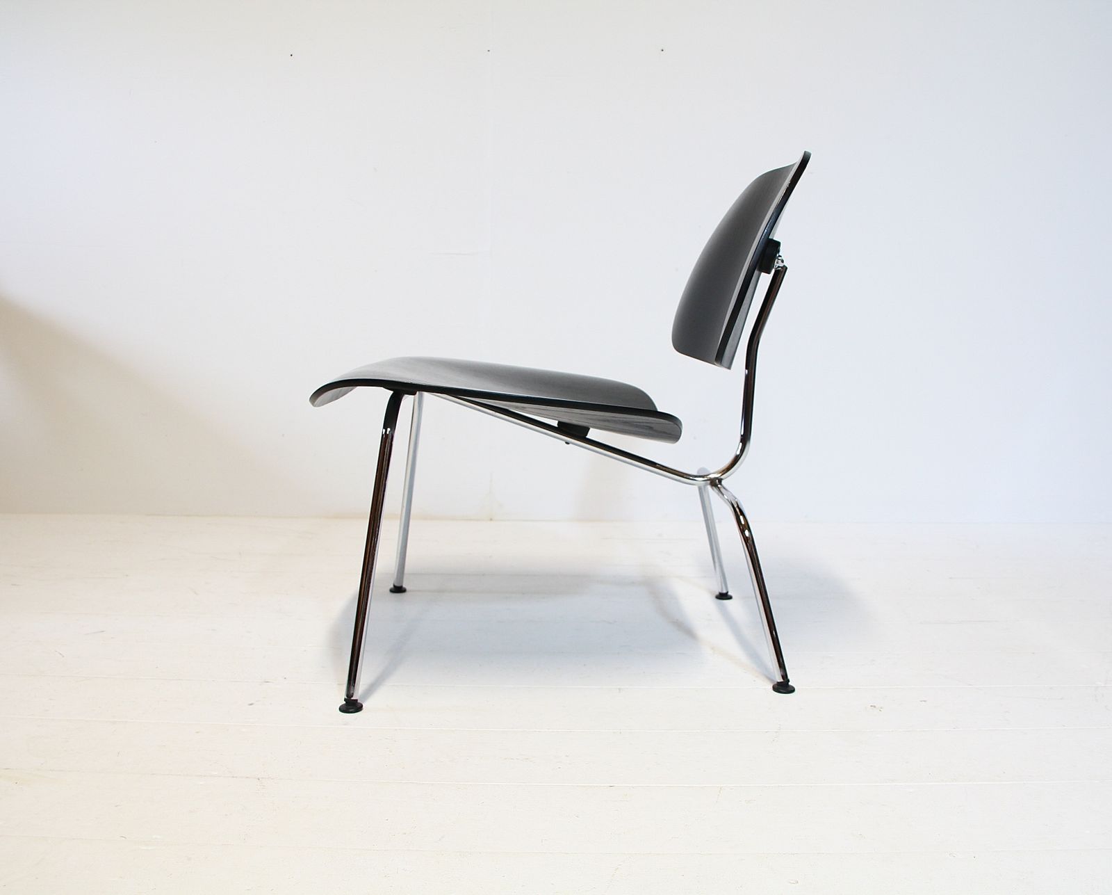 Charles Eames Lcm Lounge Chair In Black Ash & Chrome   Vitra photo for sale